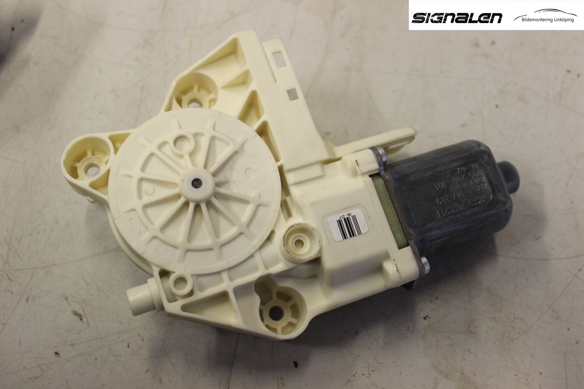 Ford FOCUS     04-07 Fönsterhissmotor