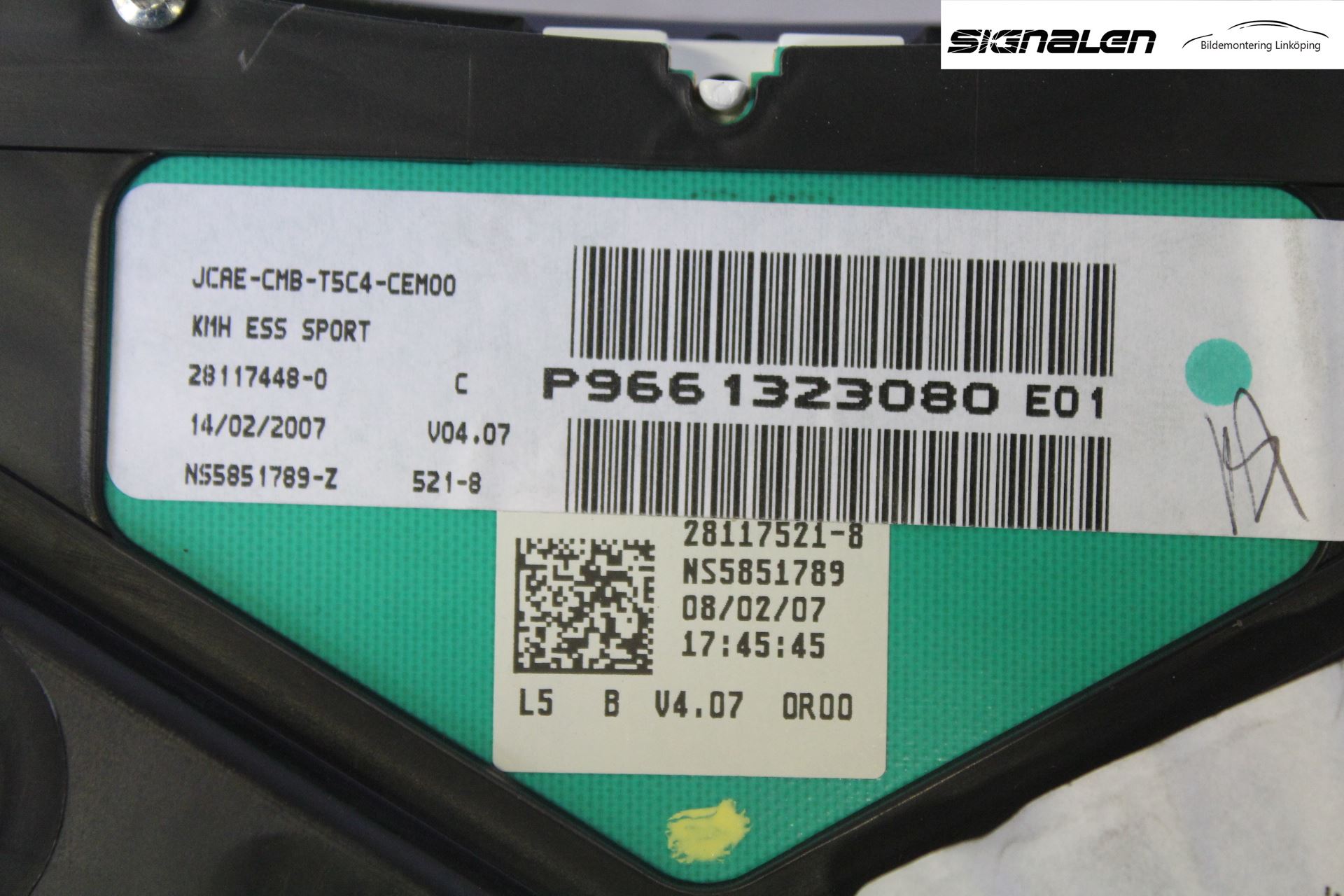 Peugeot 307     05-08 Instrument Komb