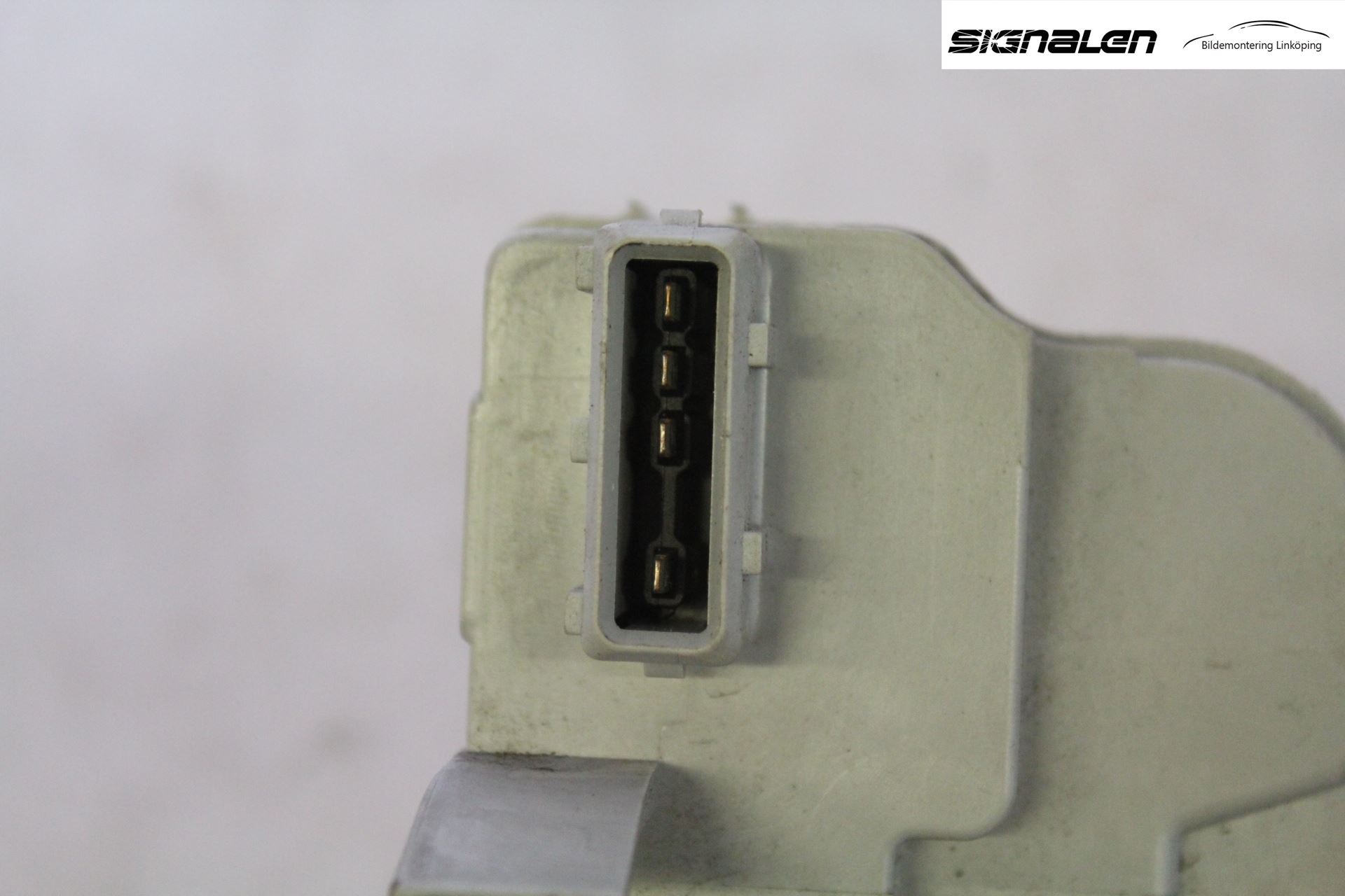 Peugeot 307     05-08 Låskista-Dörrlås