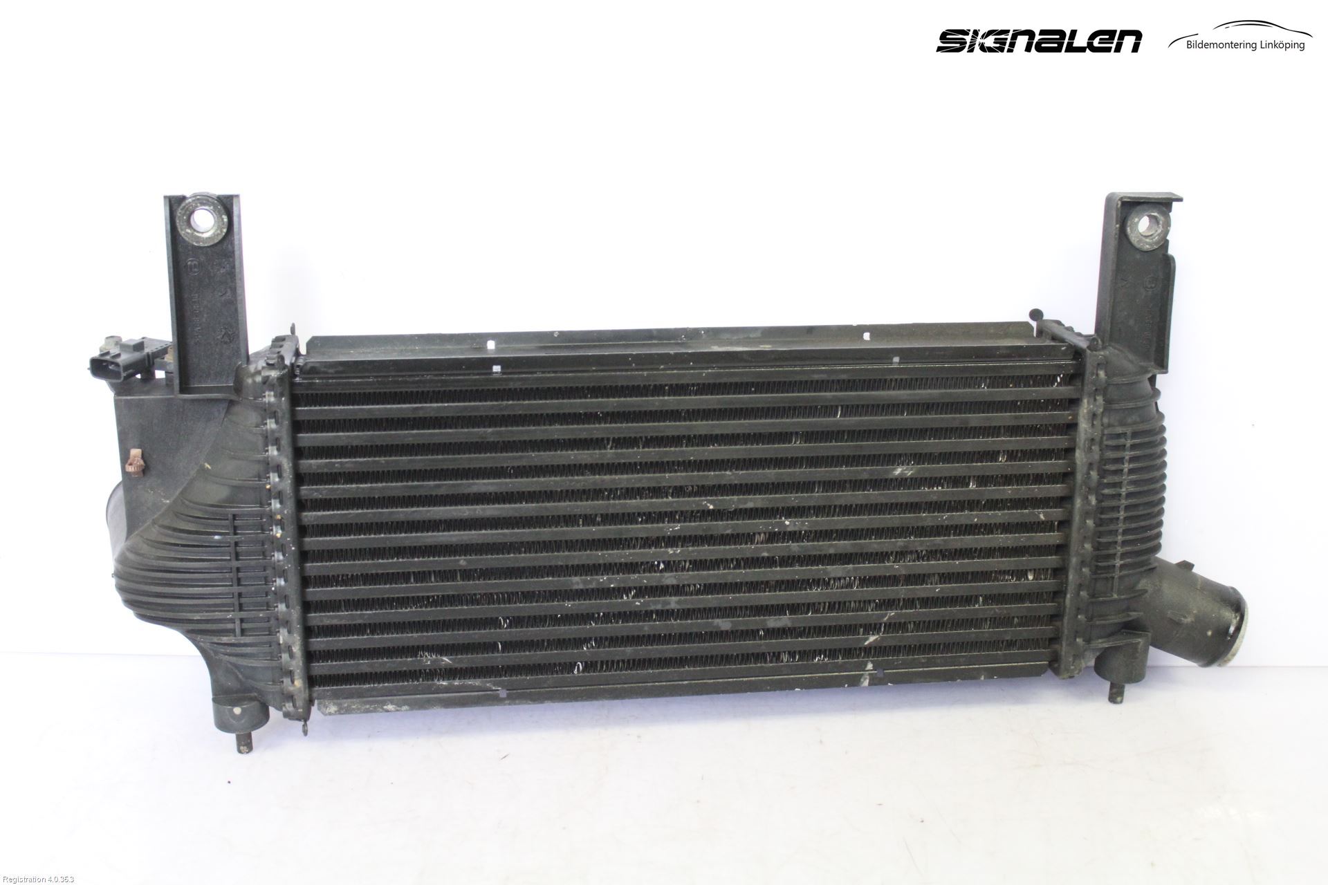 Nissan NAVARA 05-16 Laddluft-Intercooler Kyl