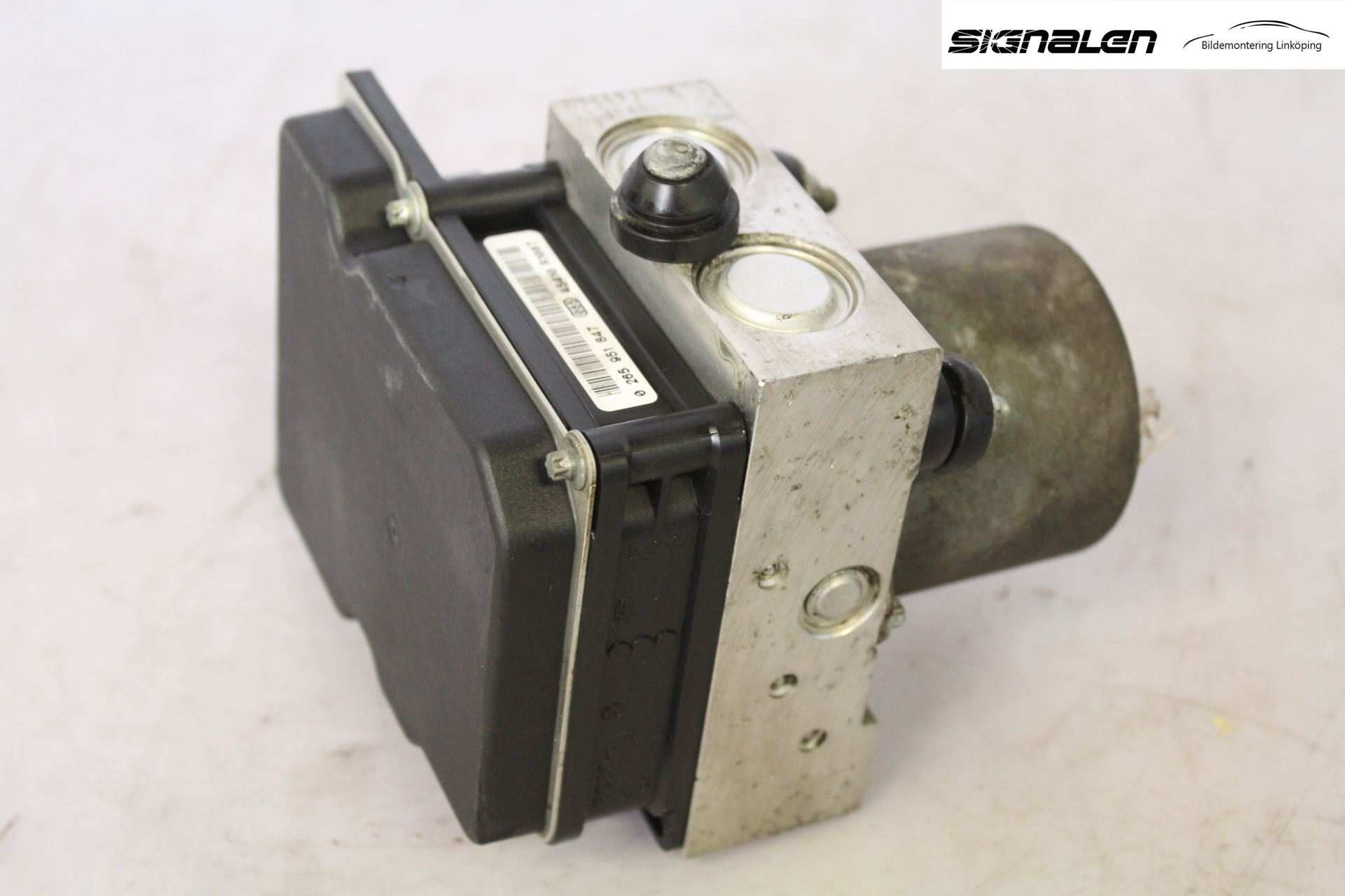 Nissan NV400 12-24 Abs Hydraulaggregat