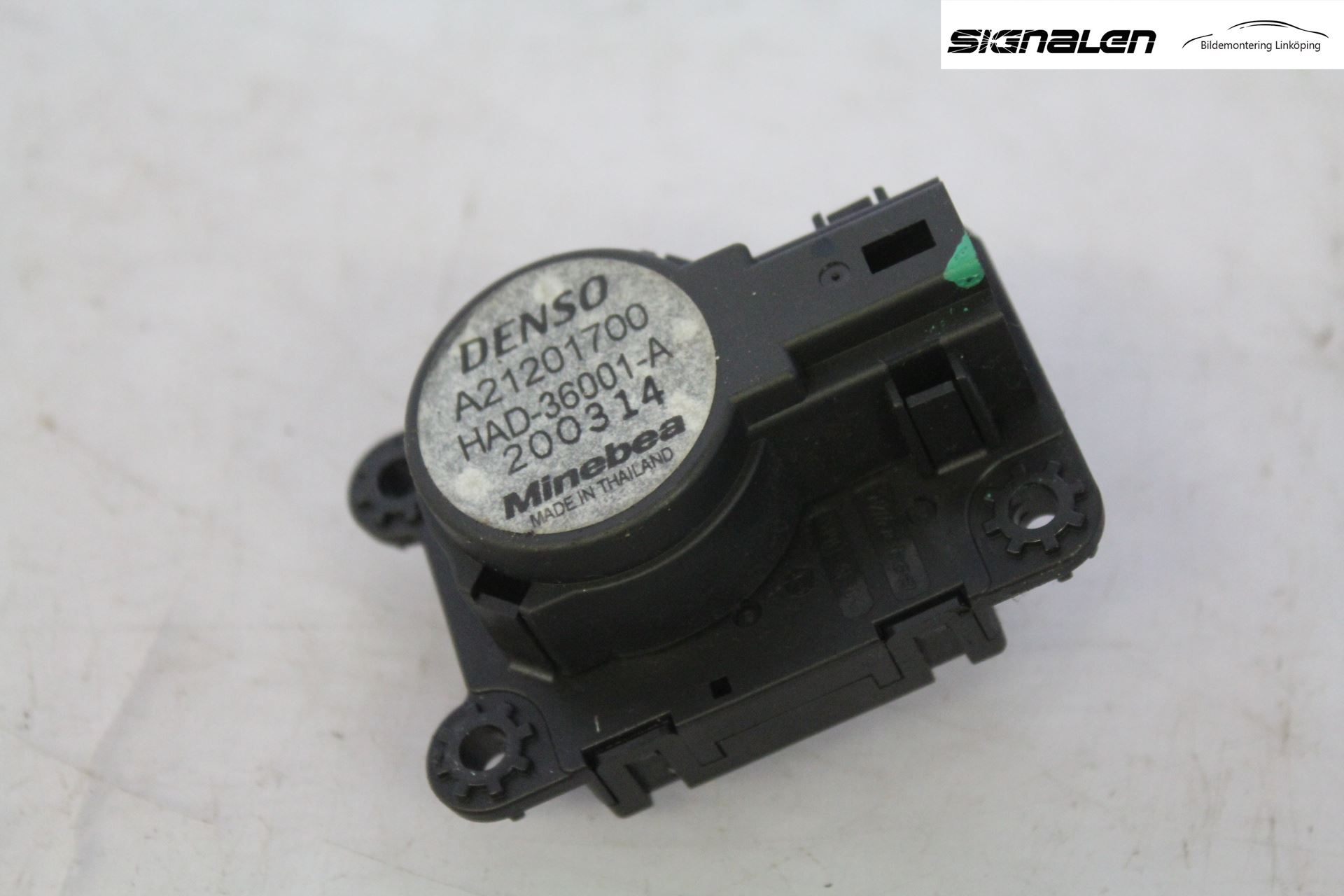 Nissan NV400 12-24 Ac Reglermotor