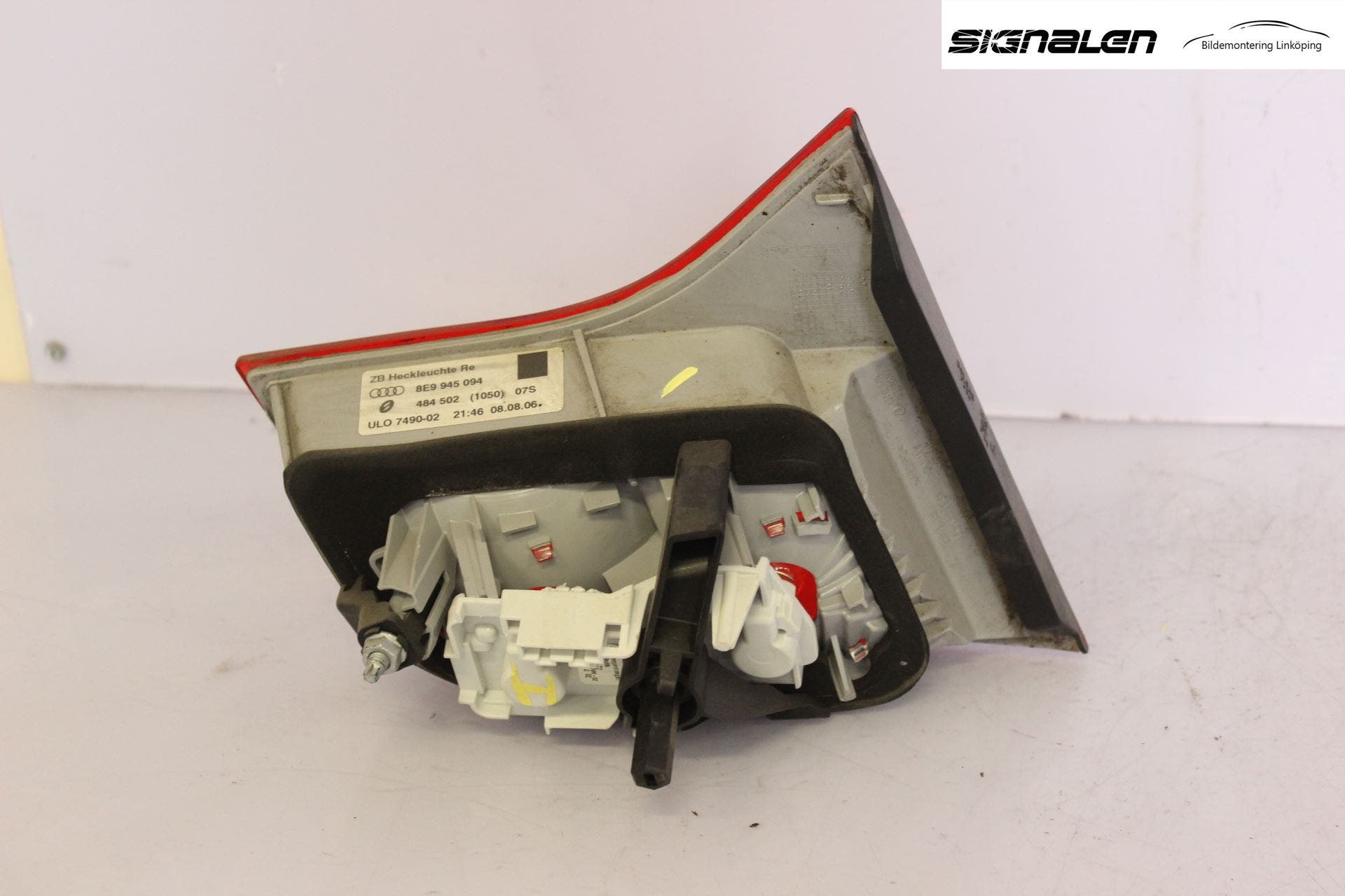 Audi A4/S4 05-07 Bakljus Lucka Hö