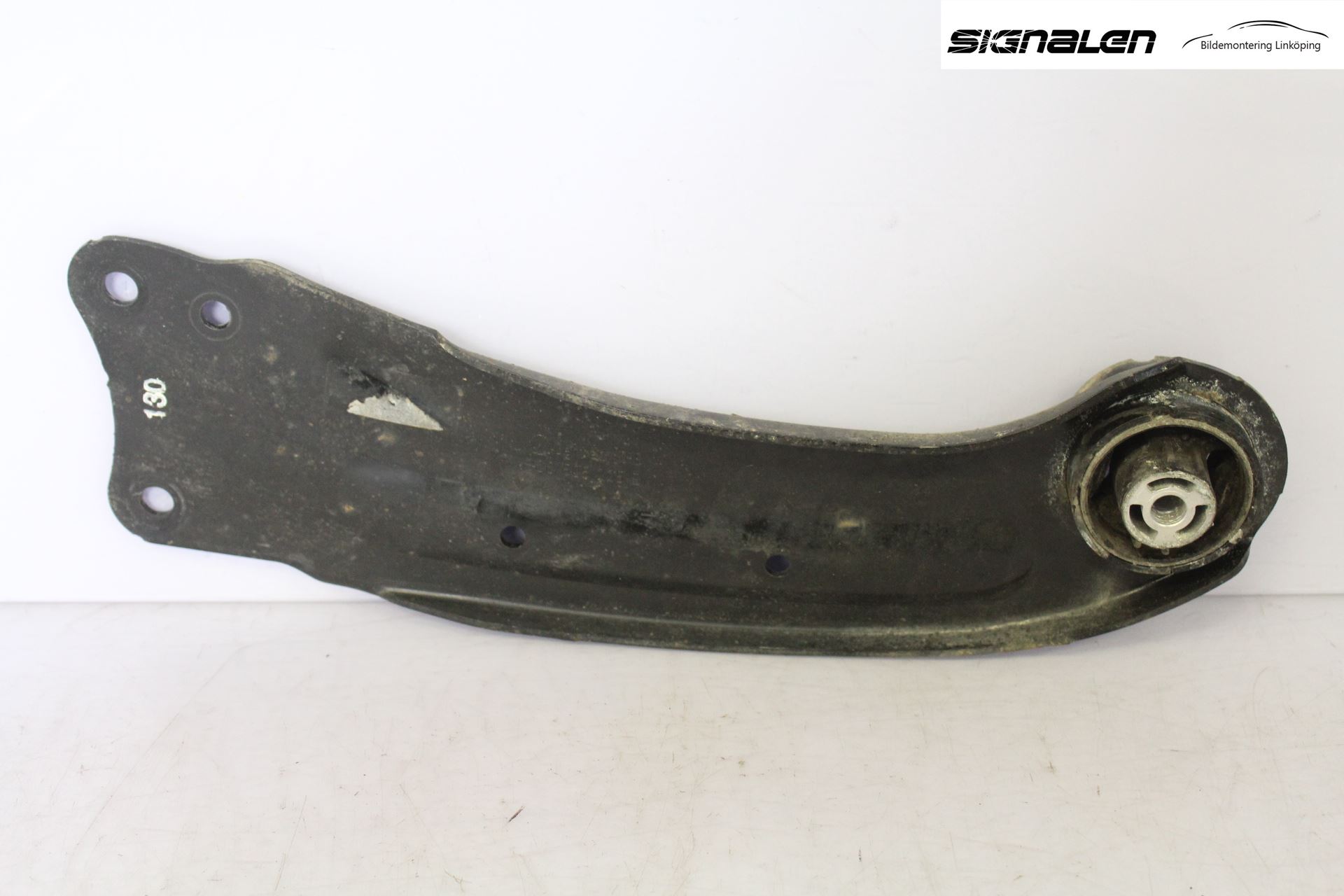 Volkswagen VW TIGUAN 07-16 Bärarm Bak Vänster