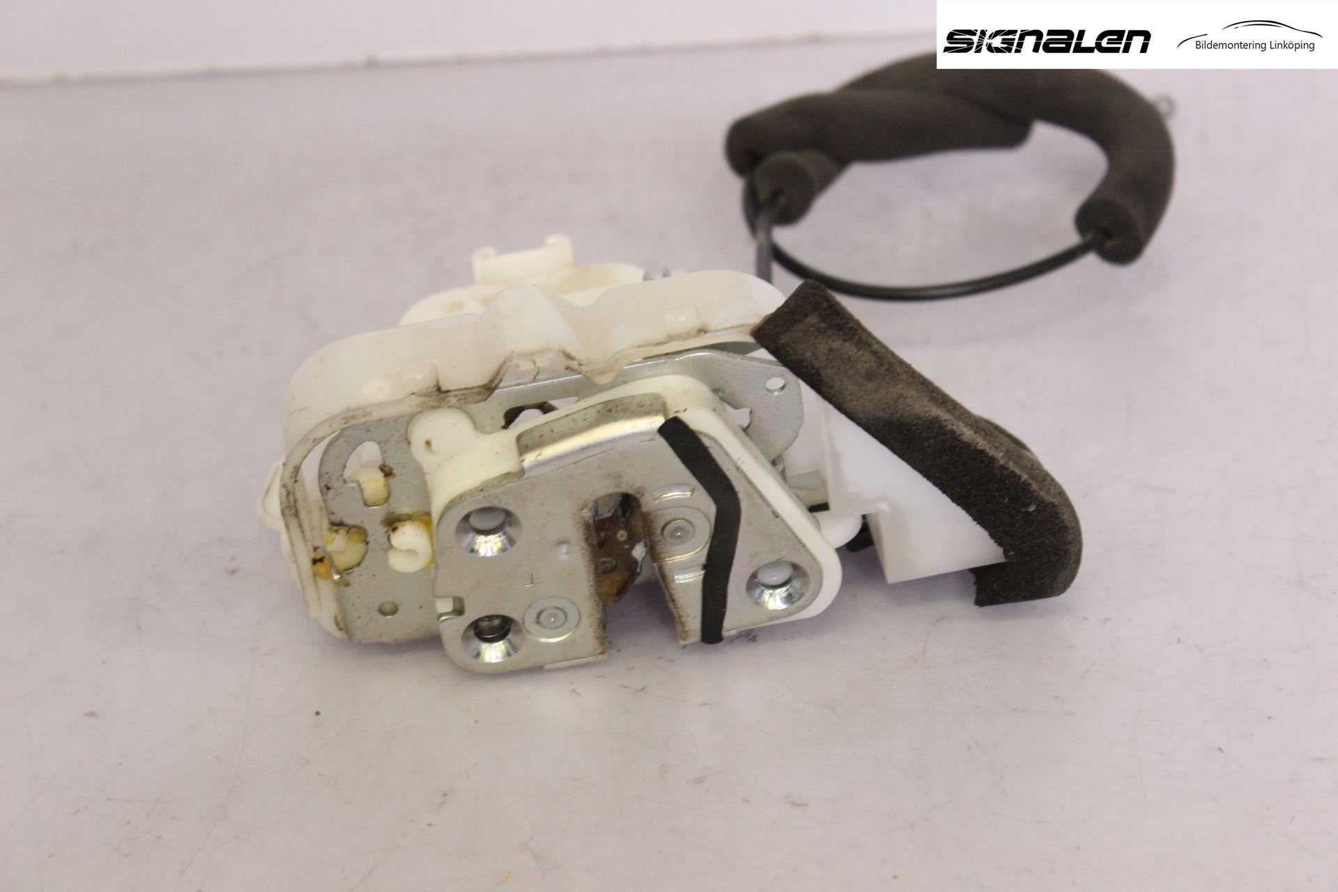 Subaru OUTBACK 10-15 Låskista-Dörrlås