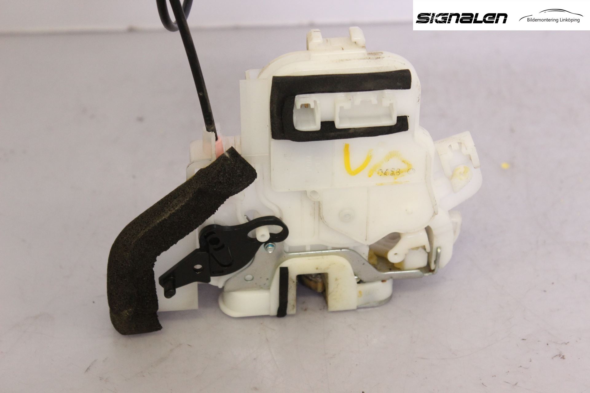 Subaru OUTBACK 10-15 Låskista-Dörrlås