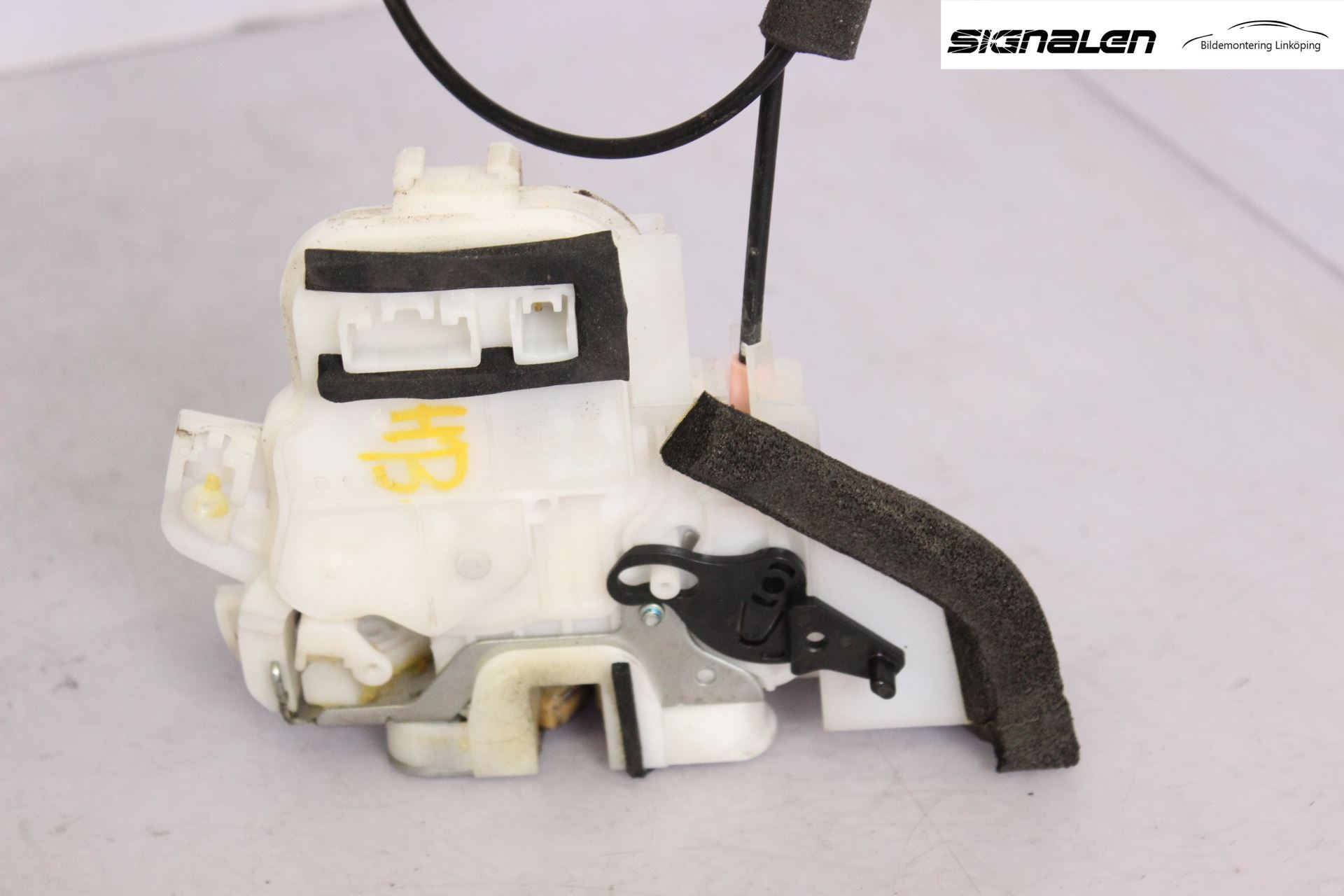 Subaru OUTBACK 10-15 Låskista-Dörrlås