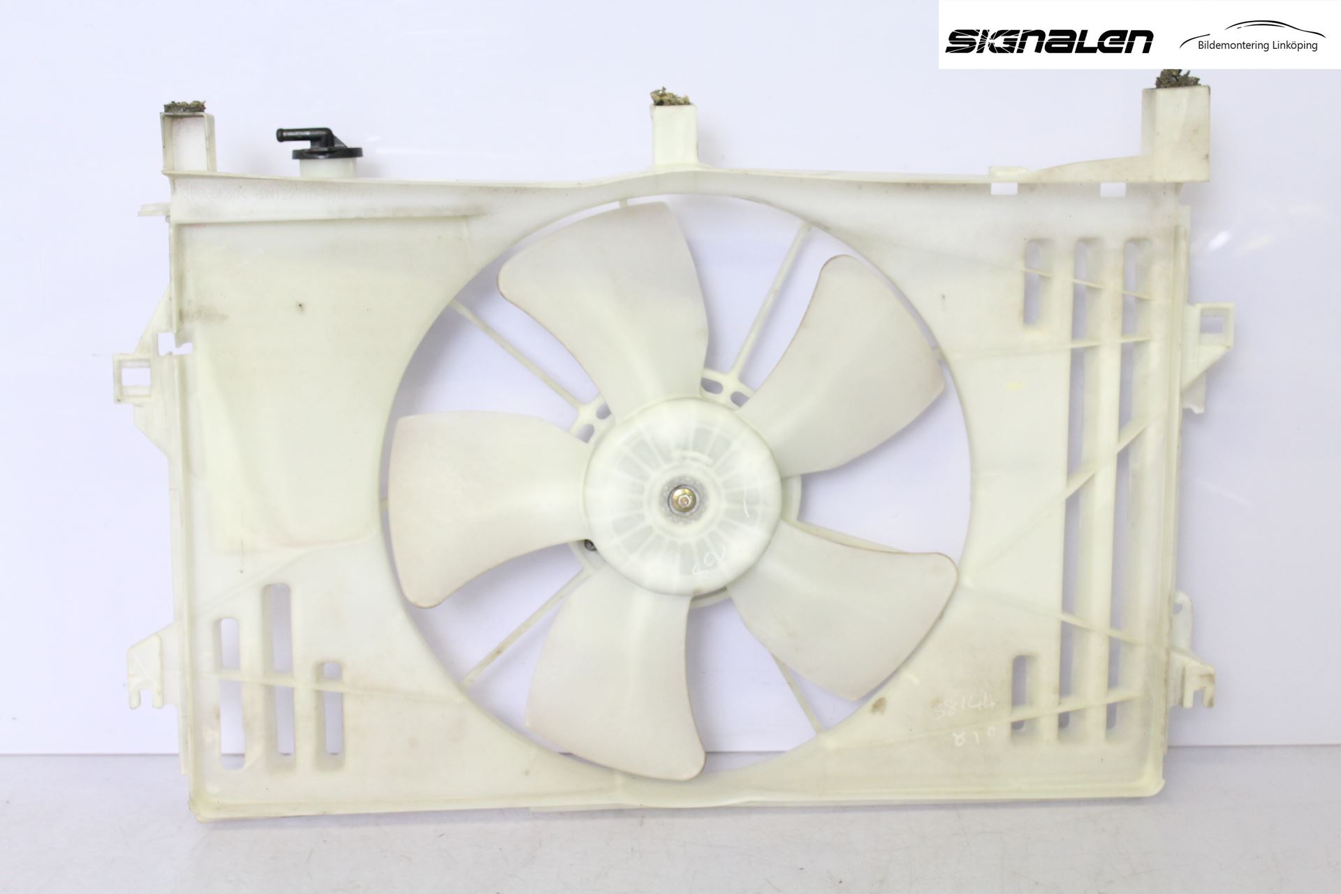 Toyota COROLLA 02-07 Kylfläkt El