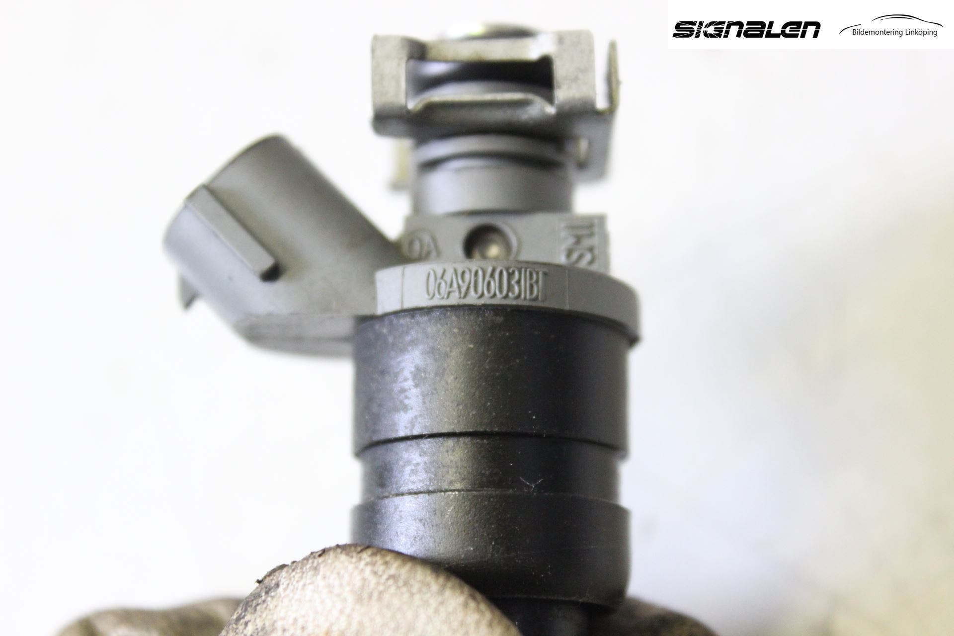 Volkswagen VW GOLF V 04-09 Injspridare