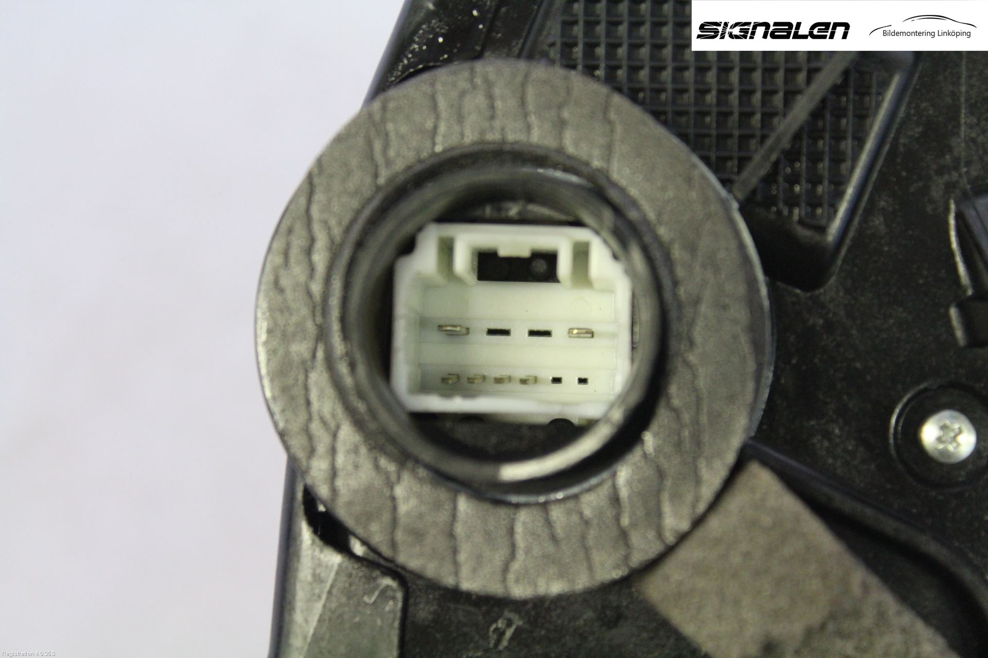 Toyota AVENSIS 07-08 Låskista-Dörrlås