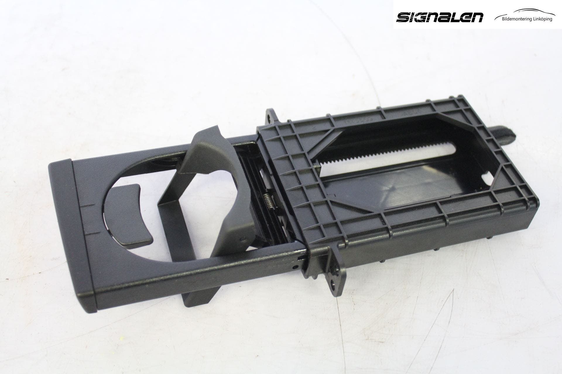 Toyota AVENSIS 07-08 Mugghållare