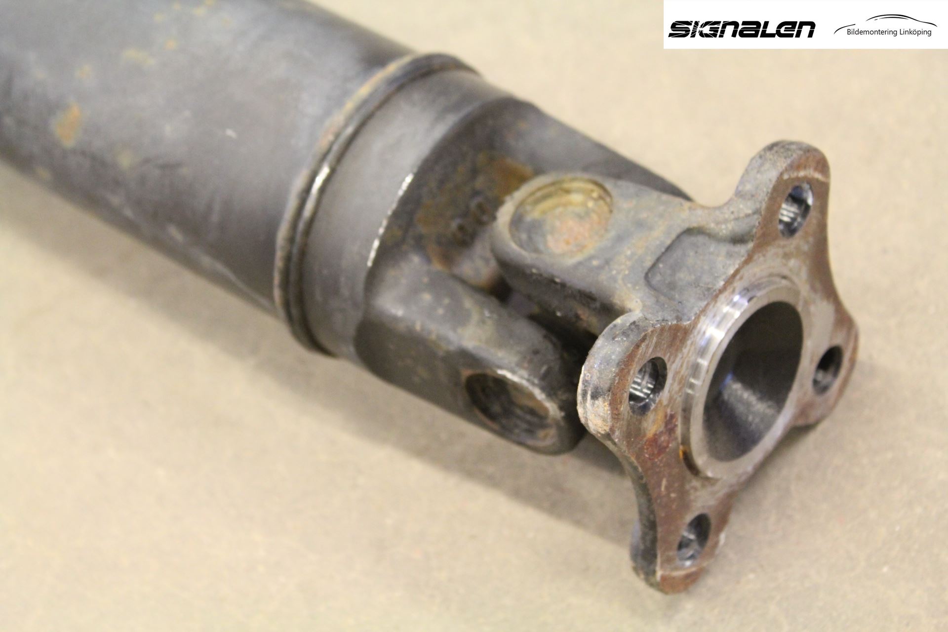 Mitsubishi OUTLANDER 07-12 Mellanaxel Komp