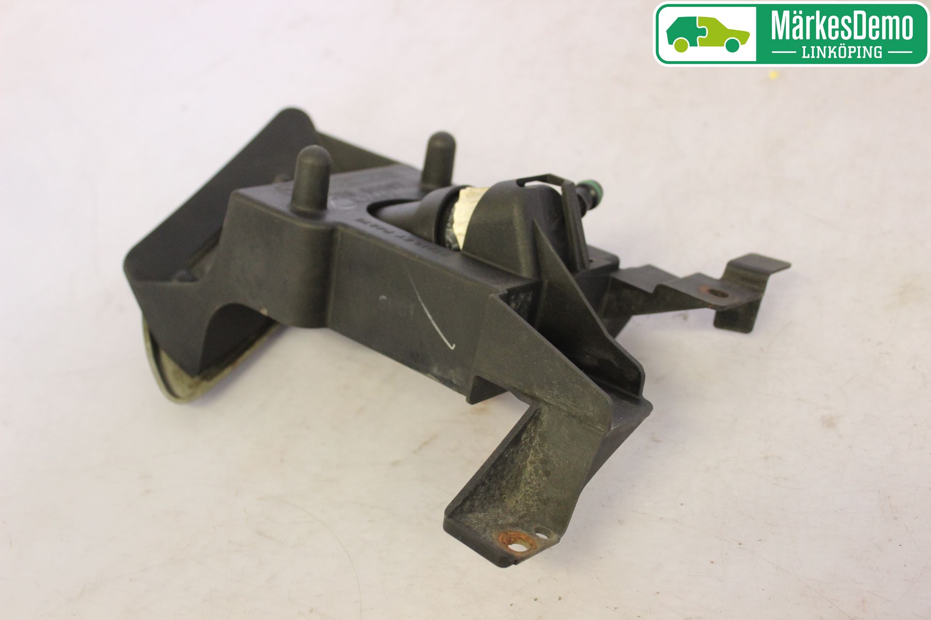 Mazda 5 05-10 Spolarmunstycke Strålkastare