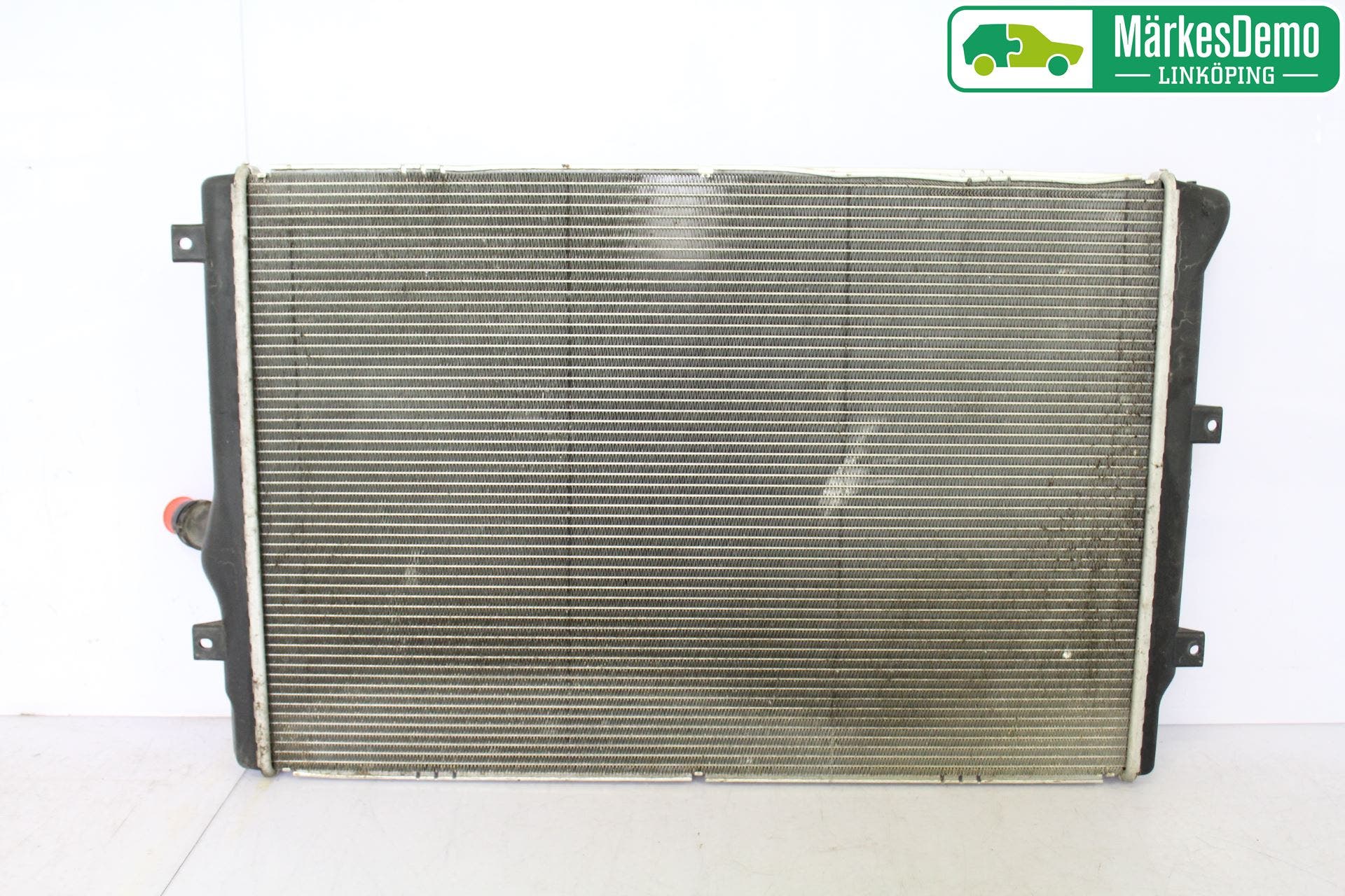 Volkswagen VW PASSAT 05-11 Kylare Man