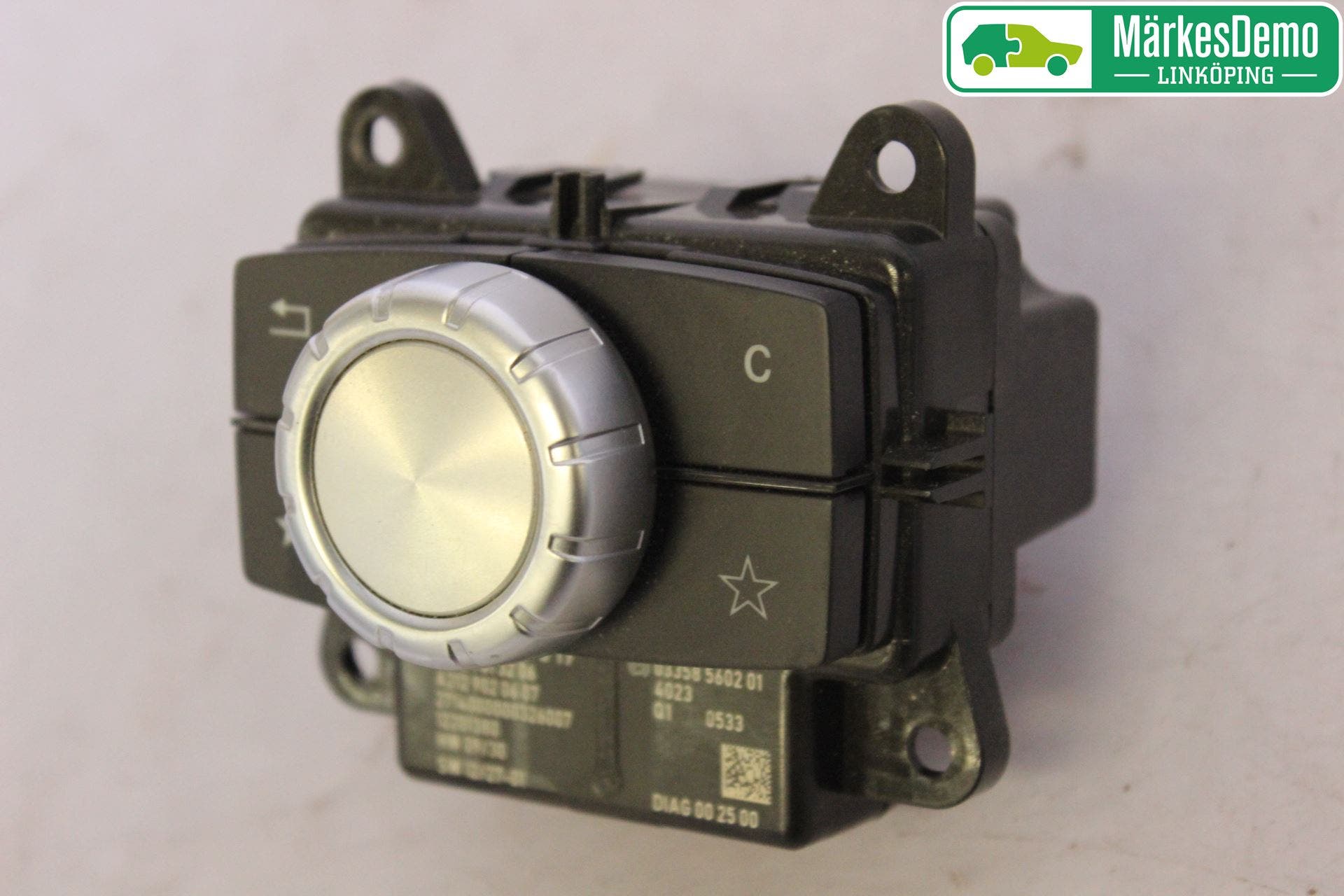 Mercedes-Benz MB E-KLASS (W212) 09-16 Strömställare Färddator