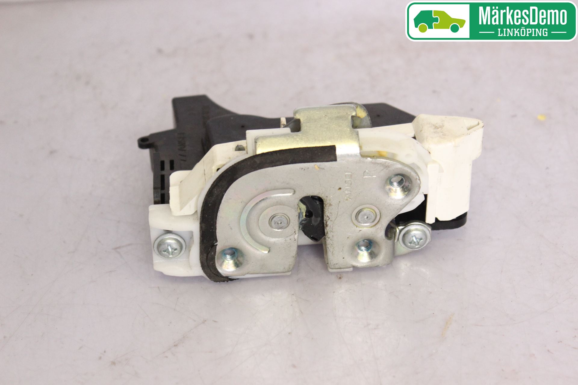 Mitsubishi OUTLANDER 07-12 Låskista-Dörrlås