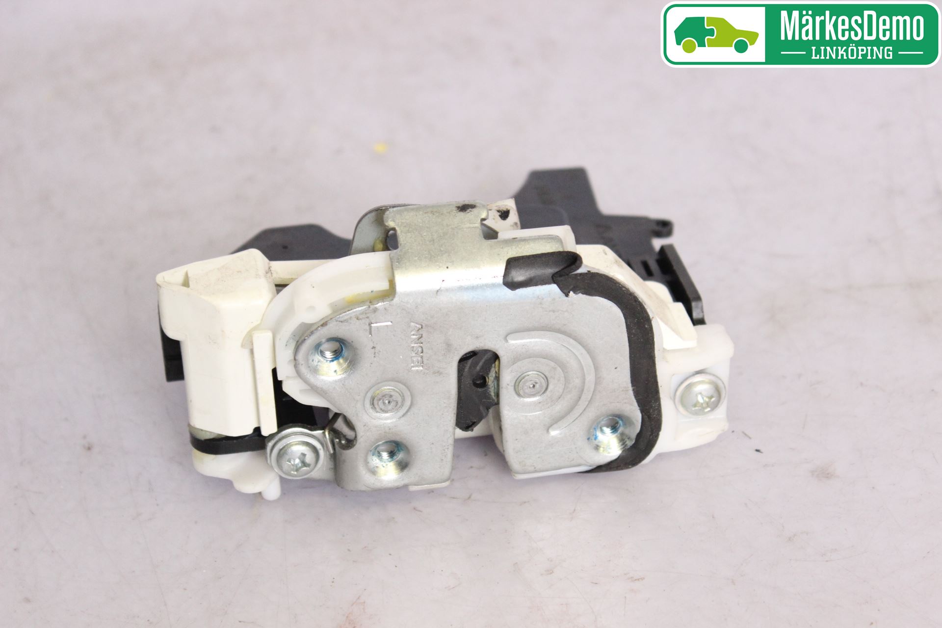 Mitsubishi OUTLANDER 07-12 Låskista-Dörrlås