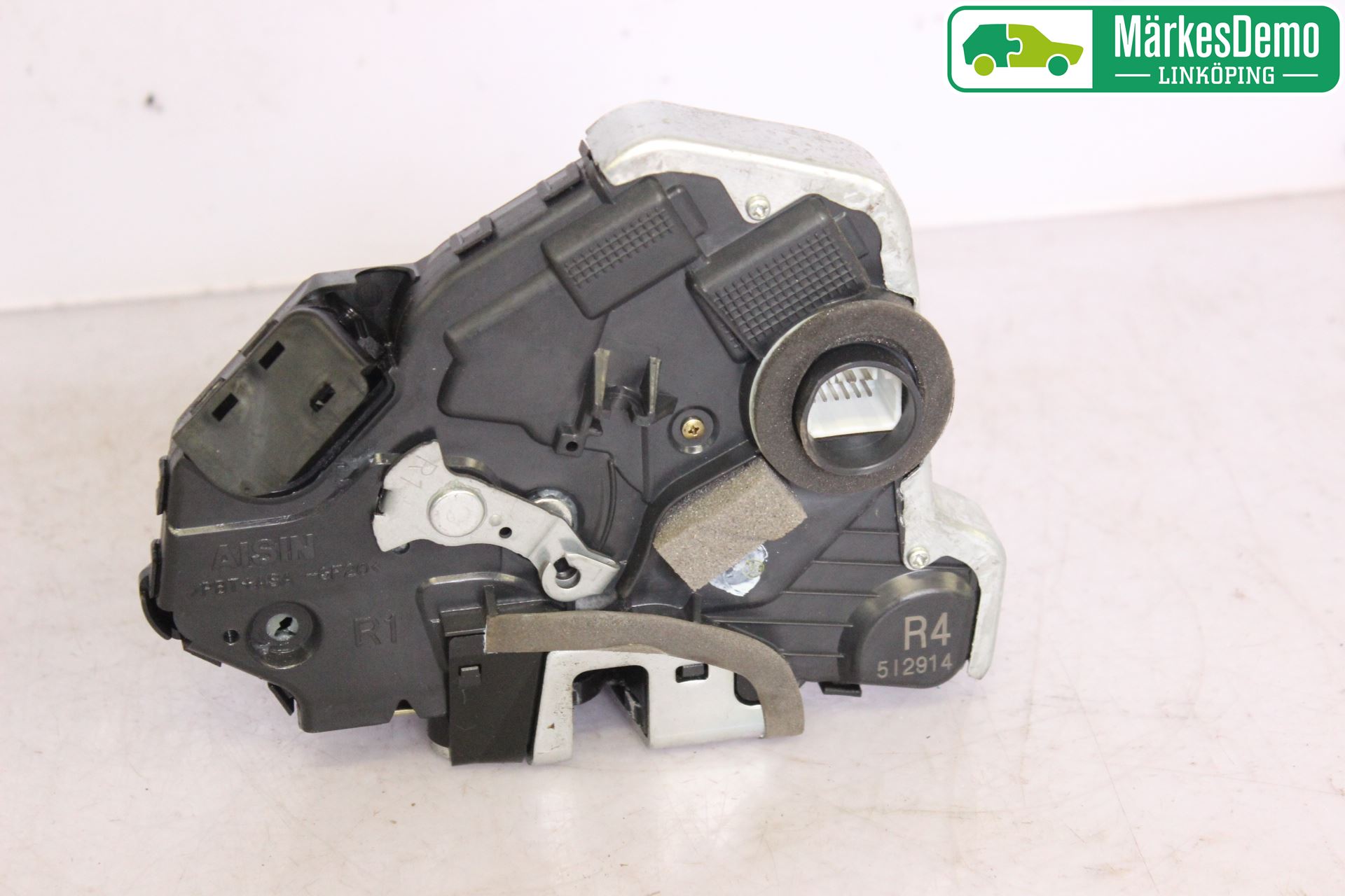 Lexus IS 220d/250/350 06-13 Låskista-Dörrlås