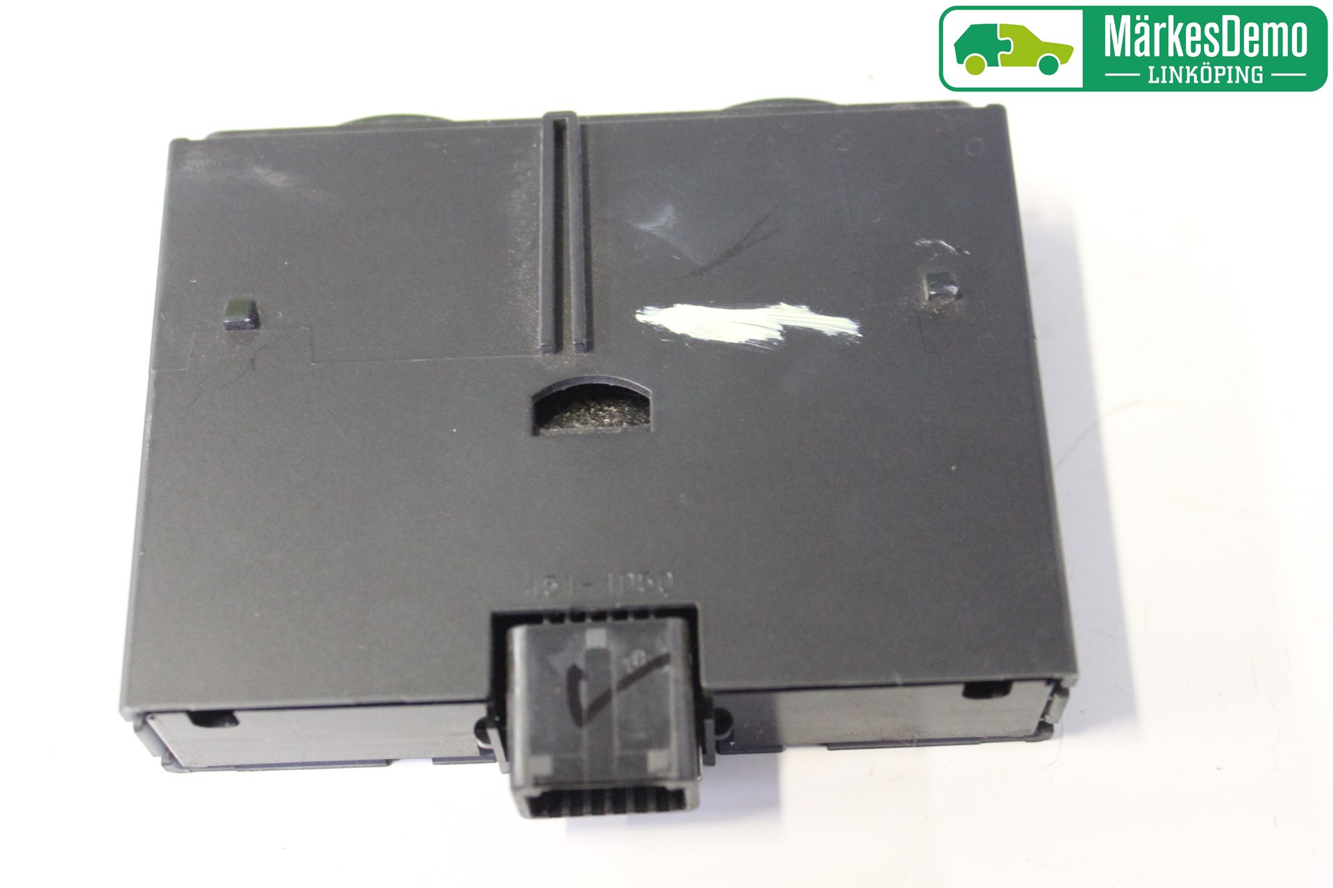 Lexus IS 220d/250/350 06-13 Strömställare Stolvärme