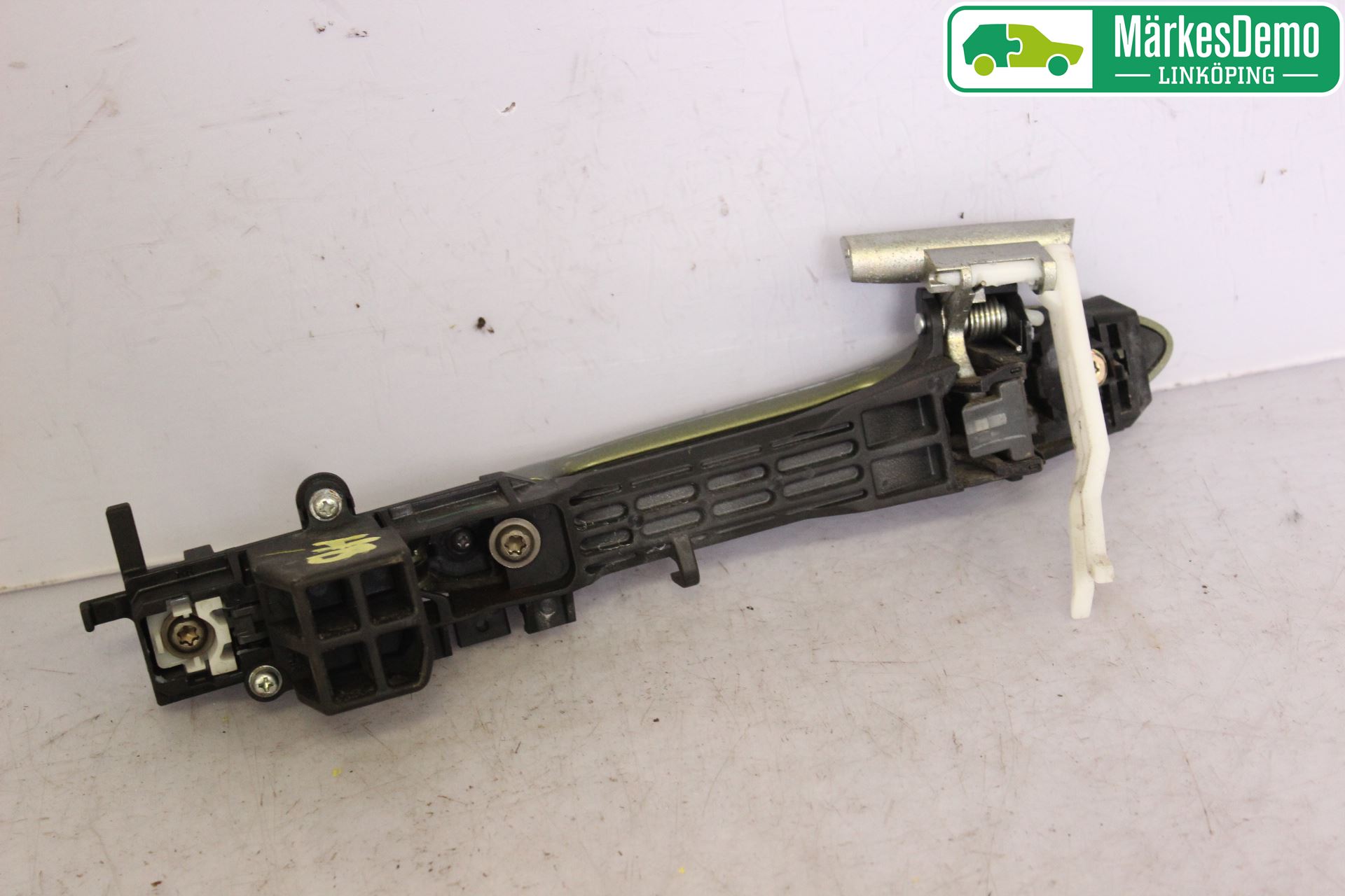 Lexus IS 220d/250/350 06-13 Dörrhandtag Yttre Hö