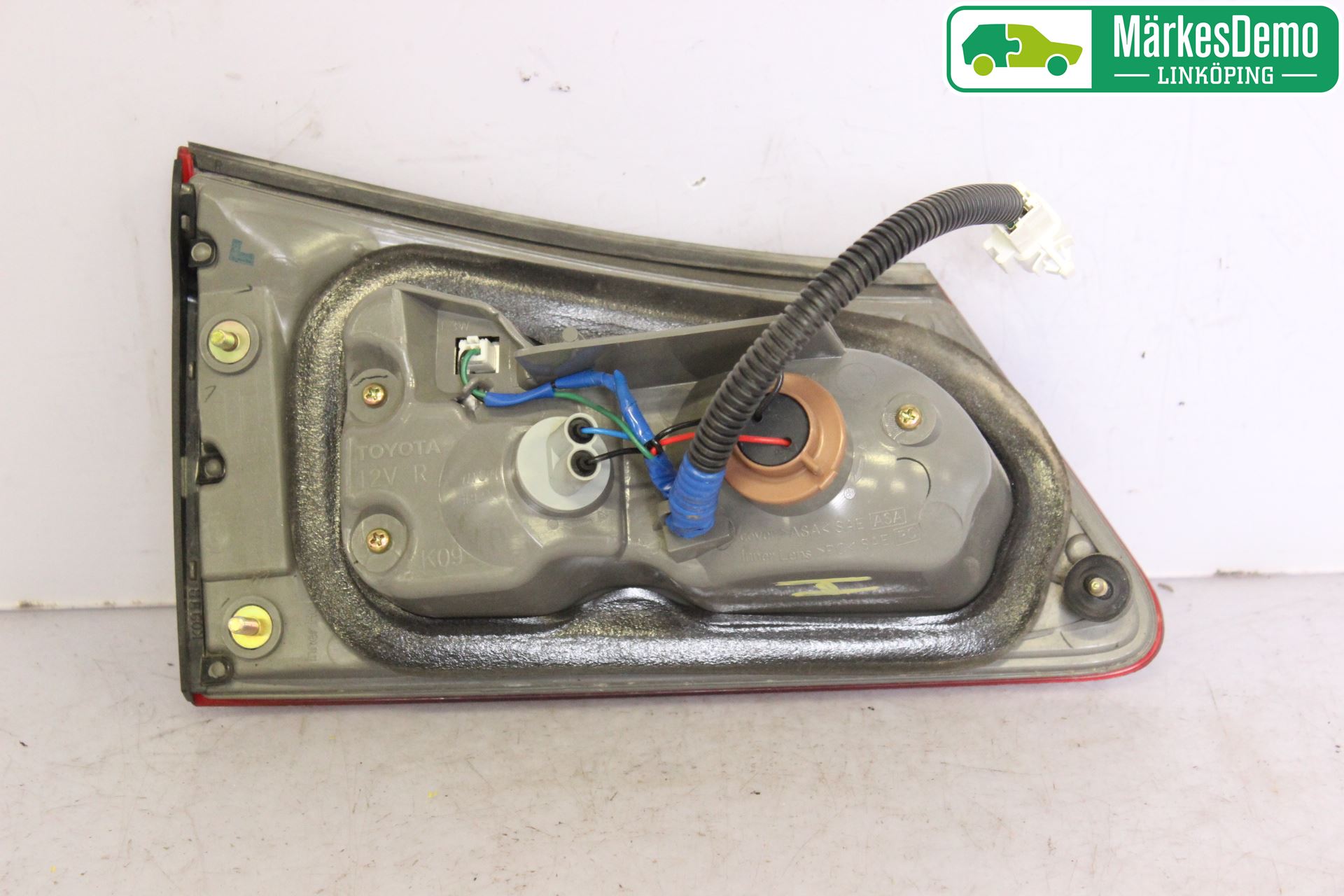 Lexus IS 220d/250/350 06-13 Bakljus Lucka Hö