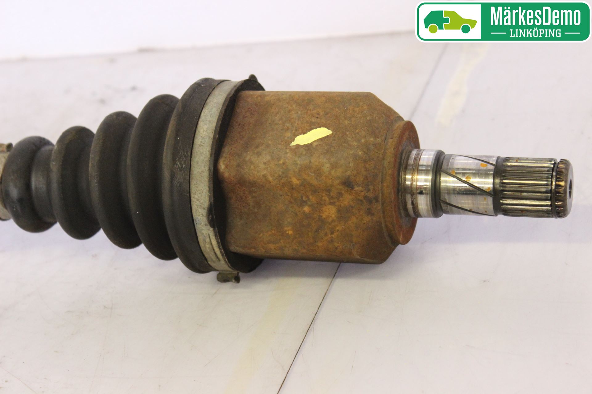 Fiat DOBLO CARGO Drivaxel Fram Vänster