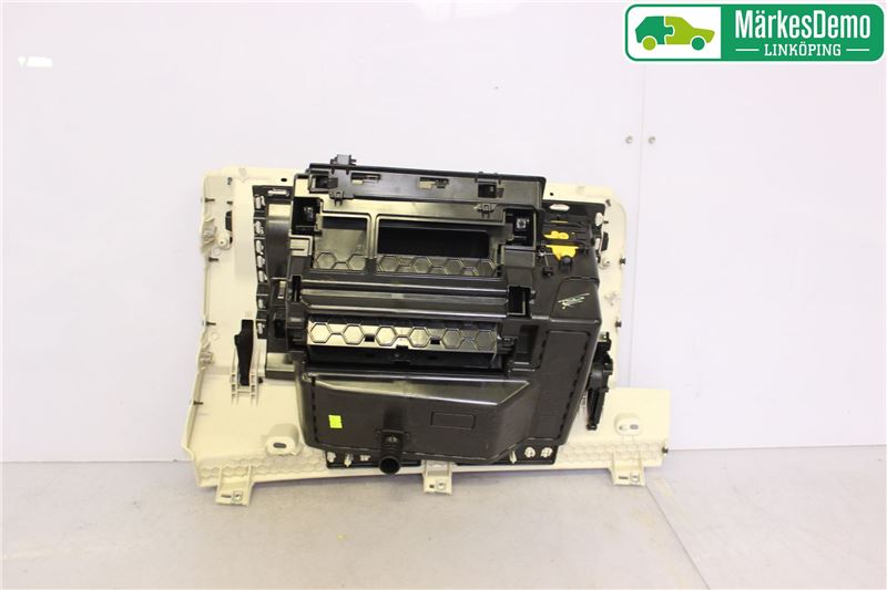 Volkswagen VW TOUAREG 7P 11-18 Handskfack