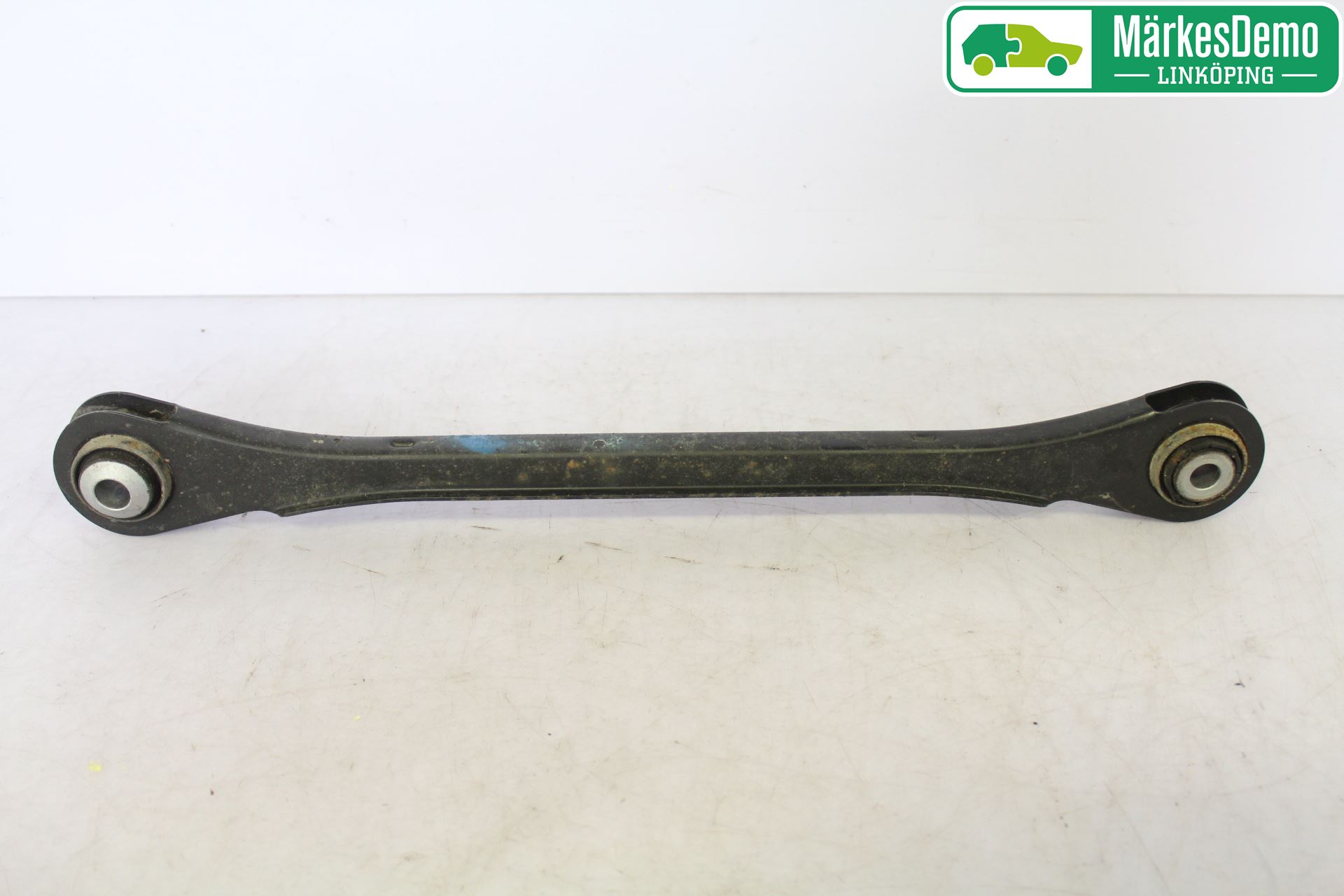 Volkswagen VW TOUAREG 7P 11-18 Bärarm Bak Höger