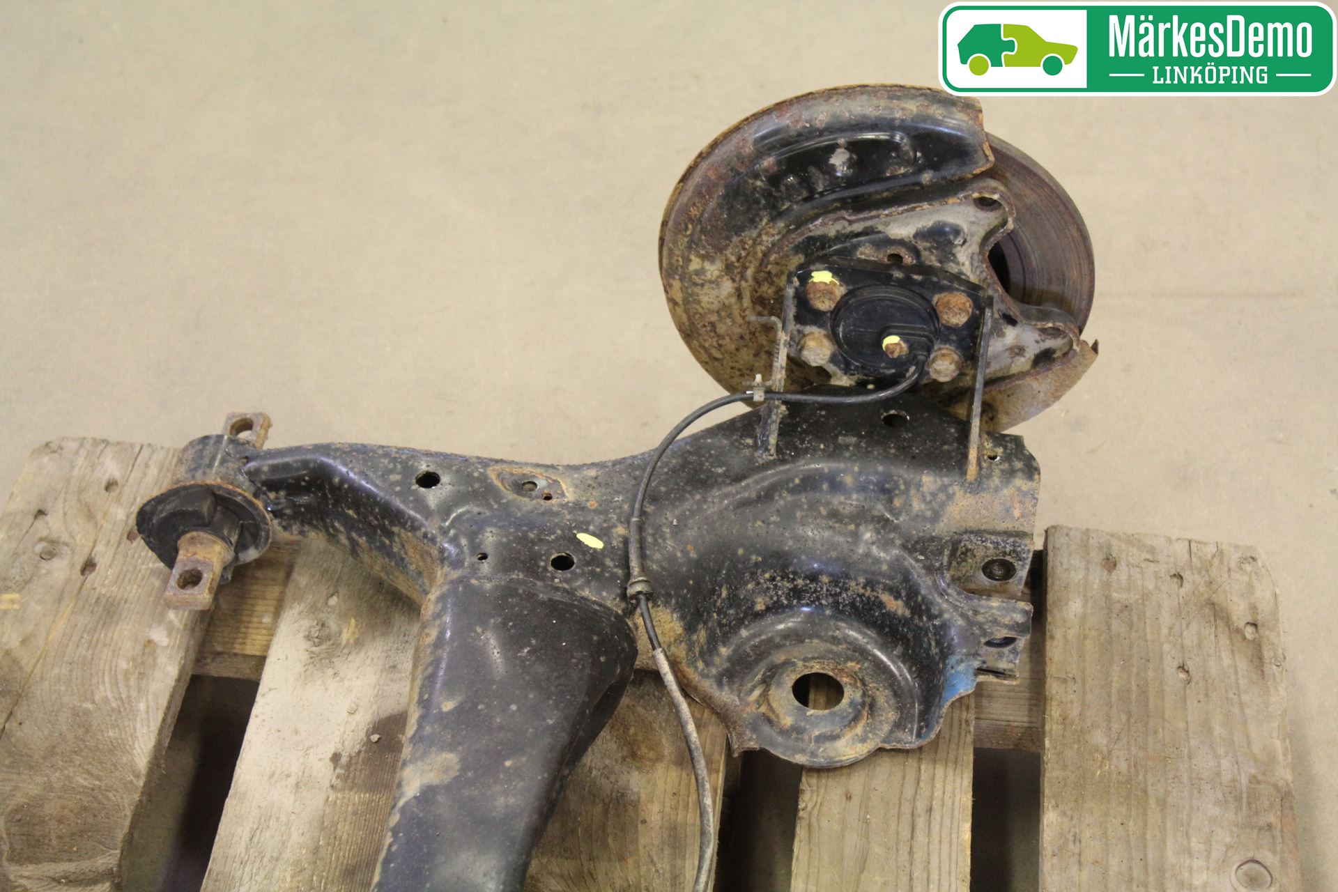 Mitsubishi COLT 09-13 Bakaxel