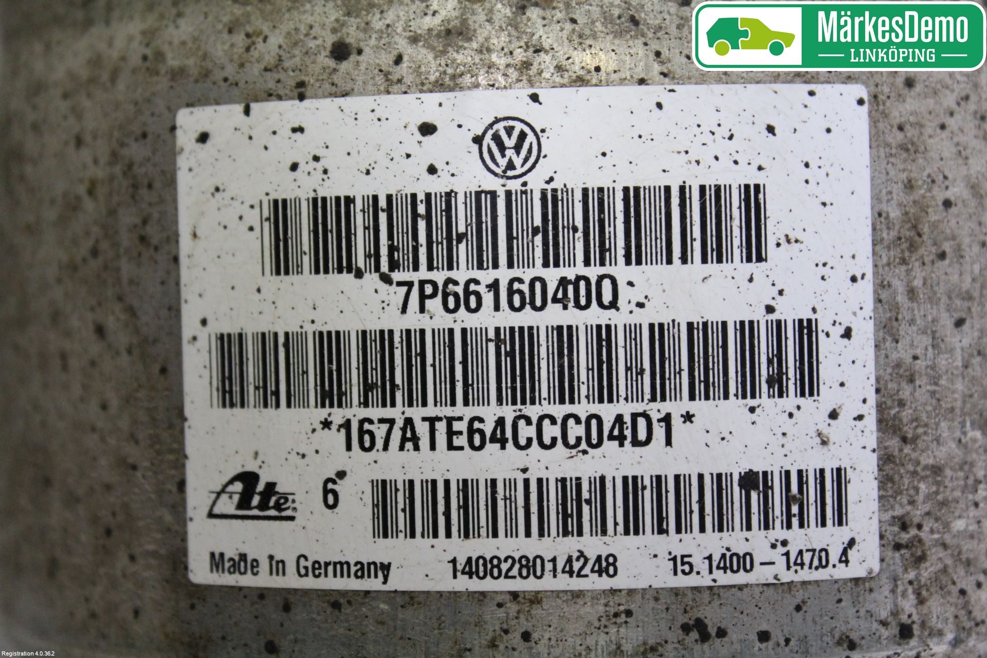 Volkswagen VW TOUAREG 7P 11-18 Fjäderben Fram Höger