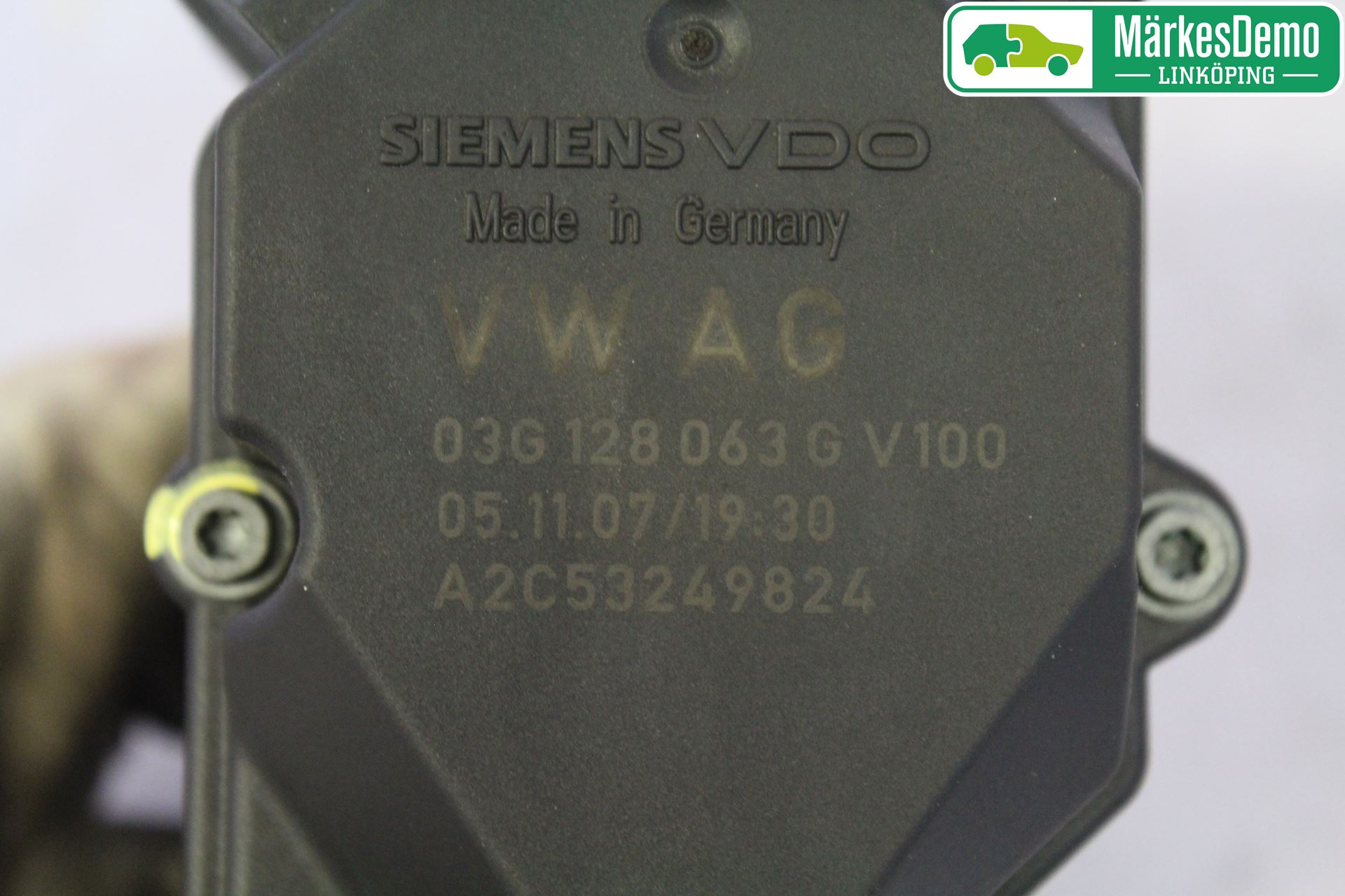 Volkswagen VW CADDY      04-10 Injspjällhus