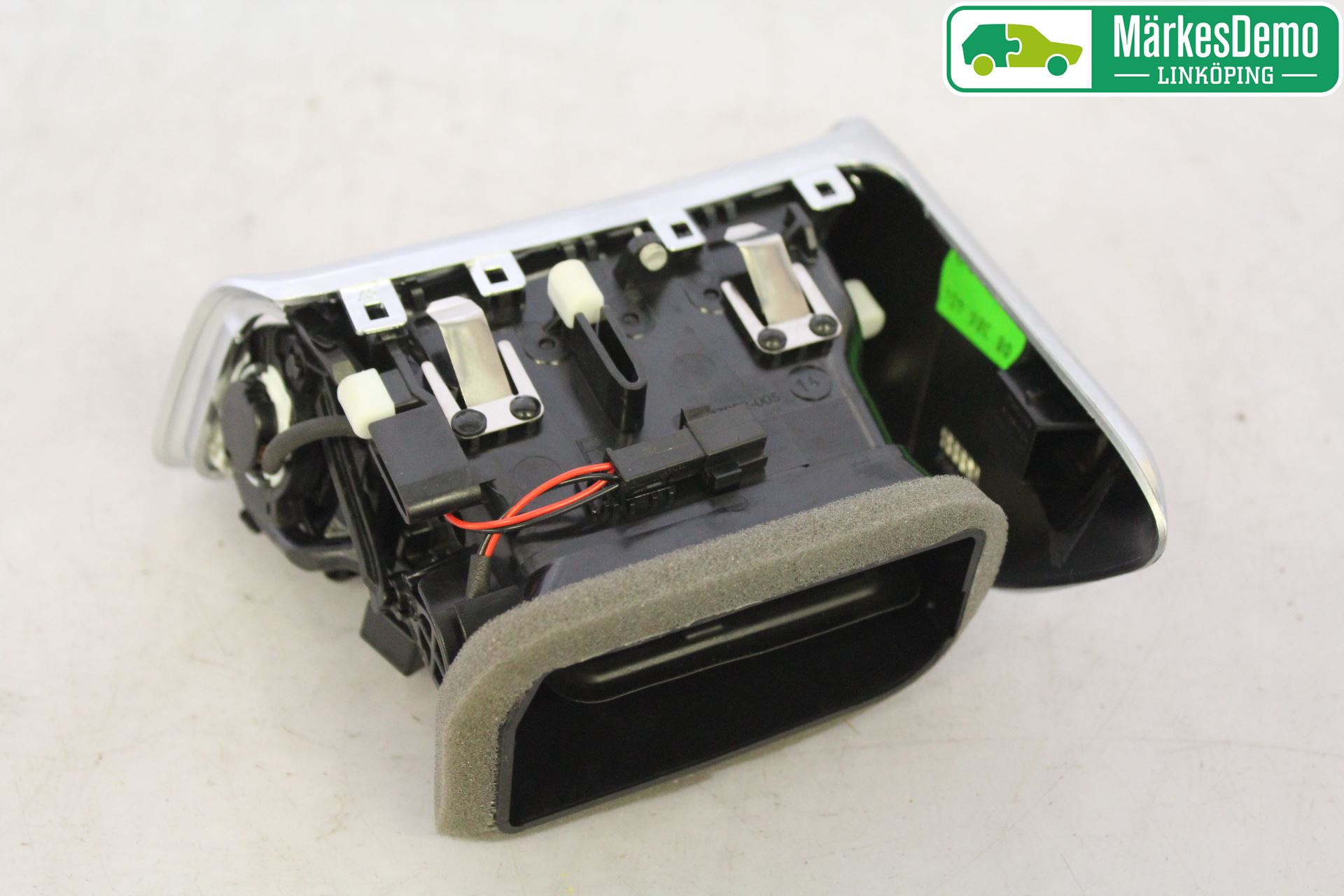 Porsche 911 64- Defrosterkanal-Munstycke