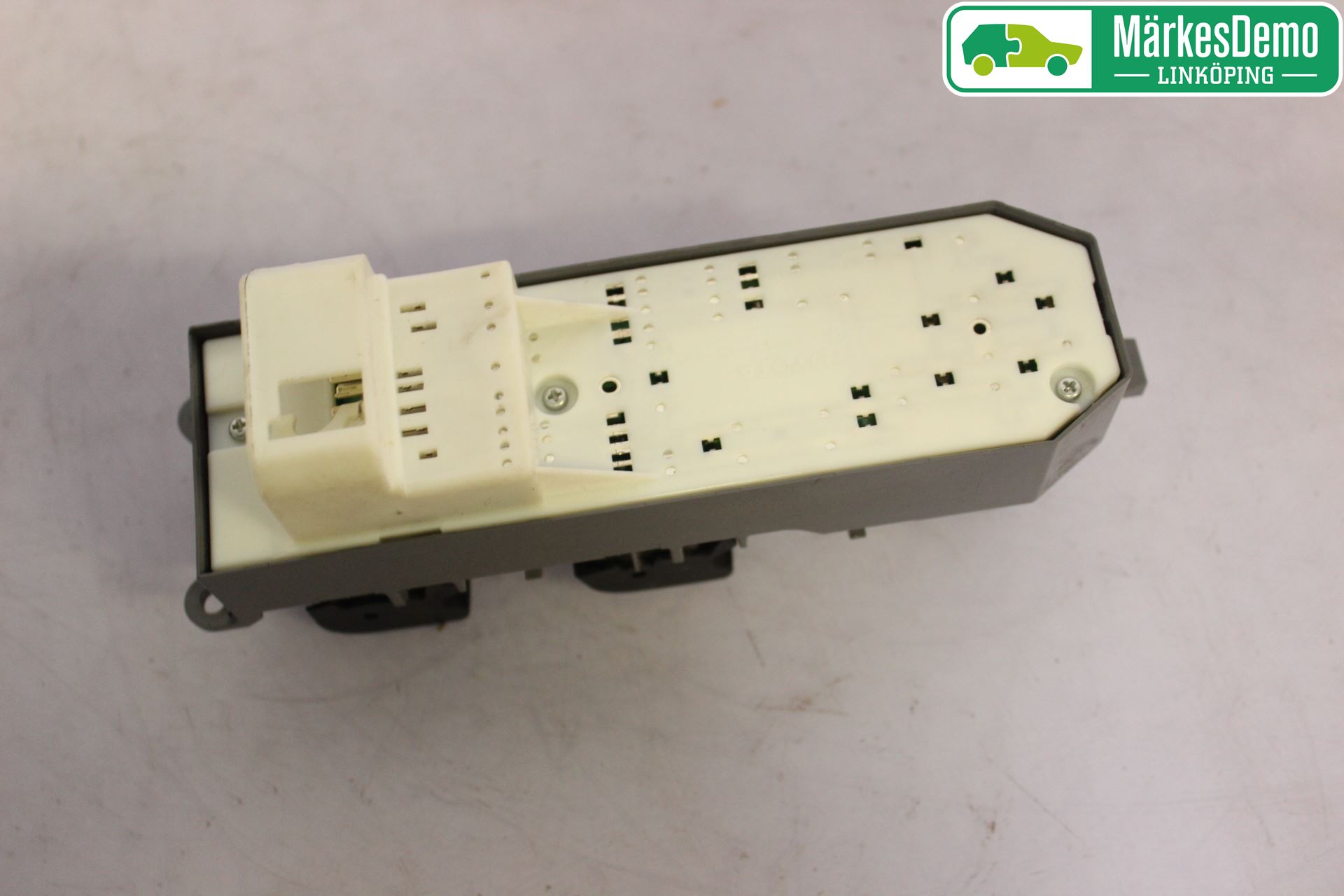 Toyota RAV 4 06-12 Strömställare Elhiss