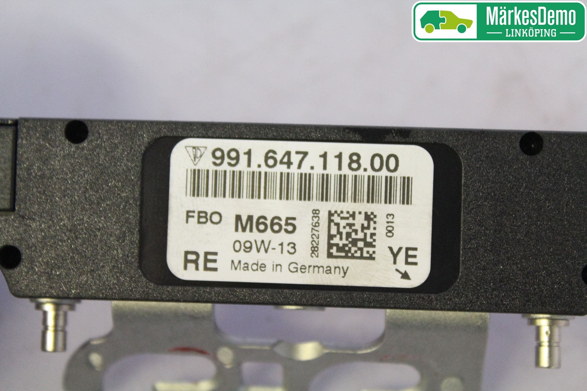 Porsche 911 64- Antennförstärkare