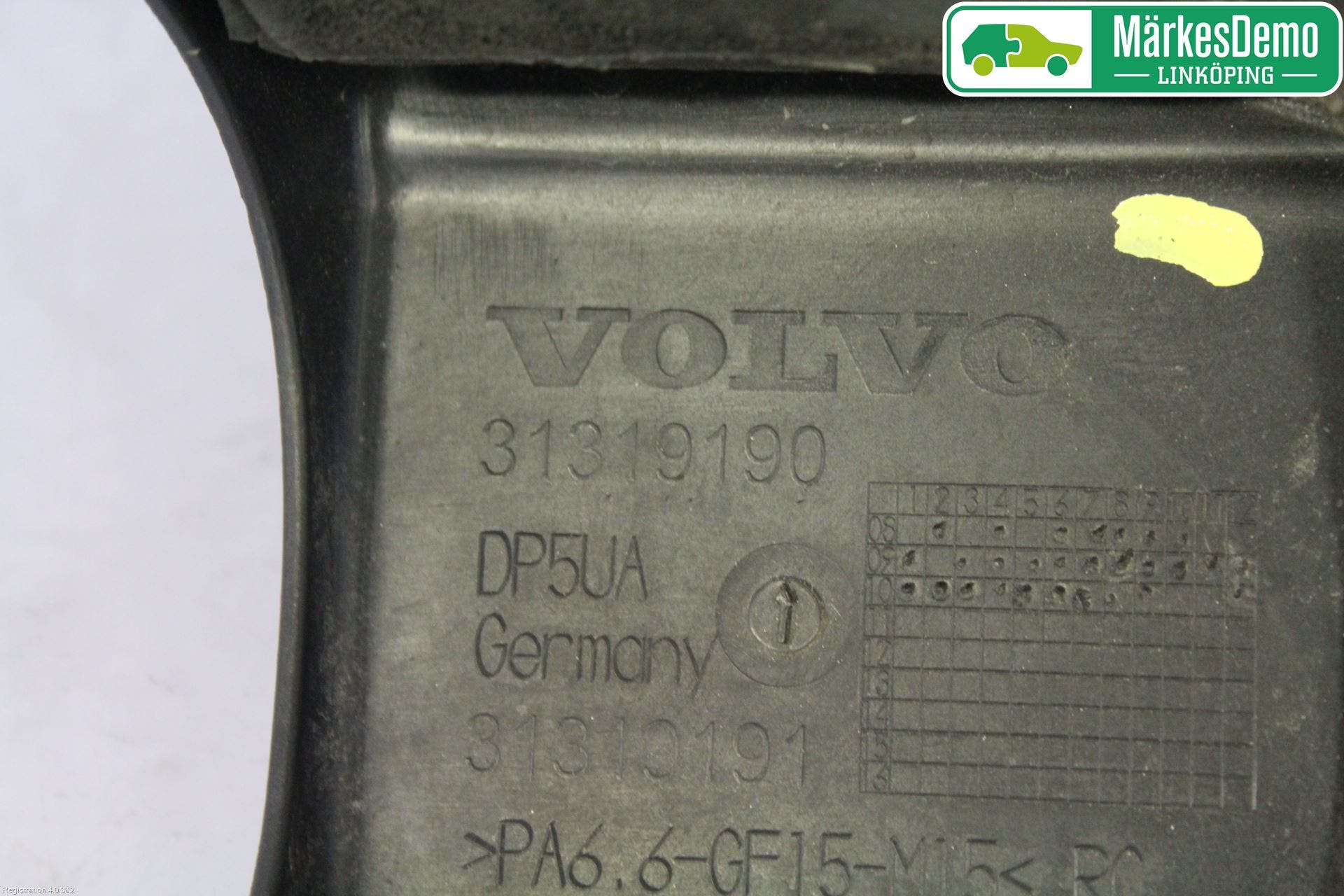 Volvo XC70 08-13 Motorkåpa