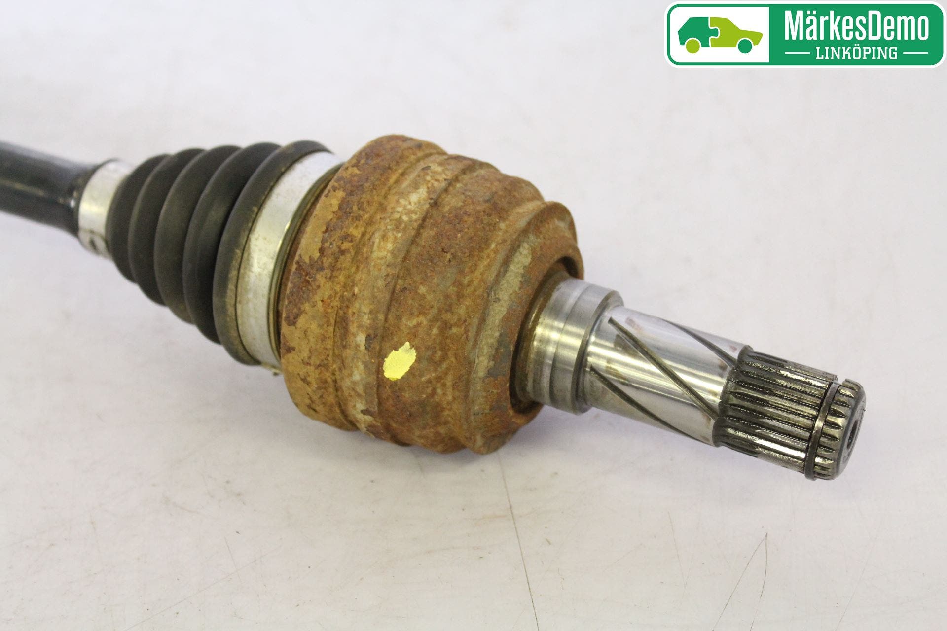 Volvo XC90 03-06 Drivaxel Bak Höger