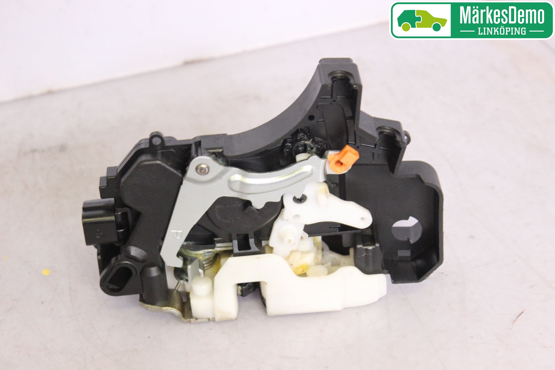 Mitsubishi COLT 09-13 Låskista-Dörrlås