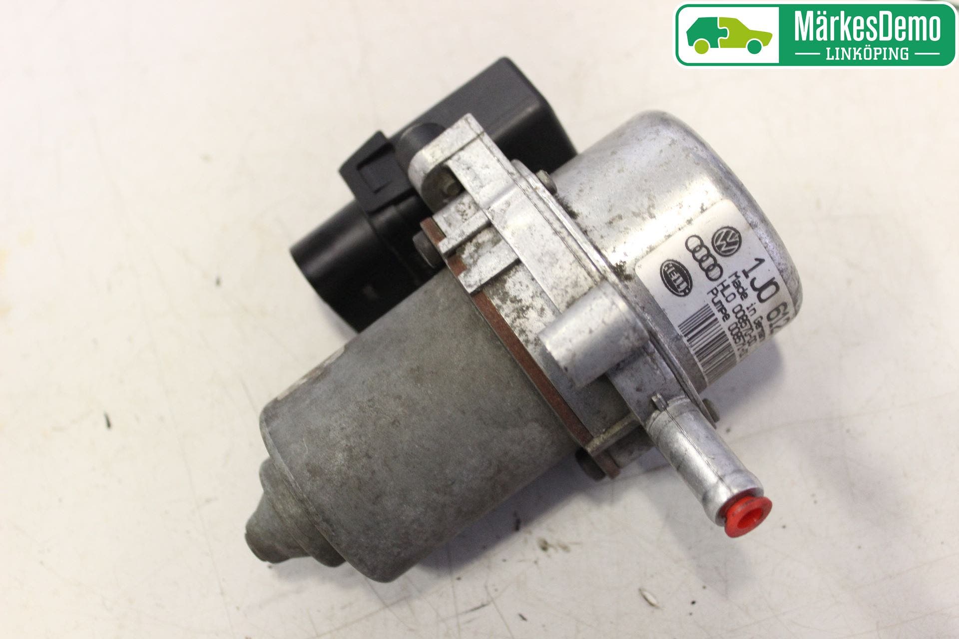 Volkswagen VW GOLF V 04-09 Vakuumpump