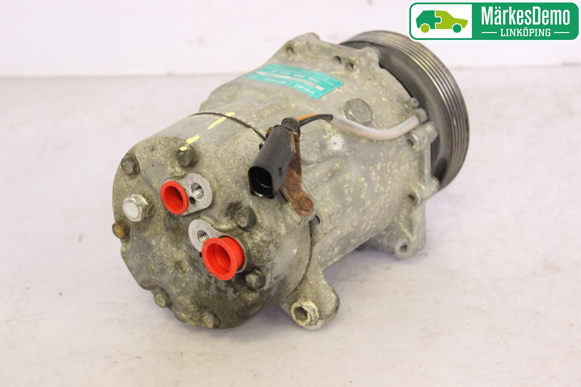 Volkswagen VW CADDY      04-10 Ac Kompressor