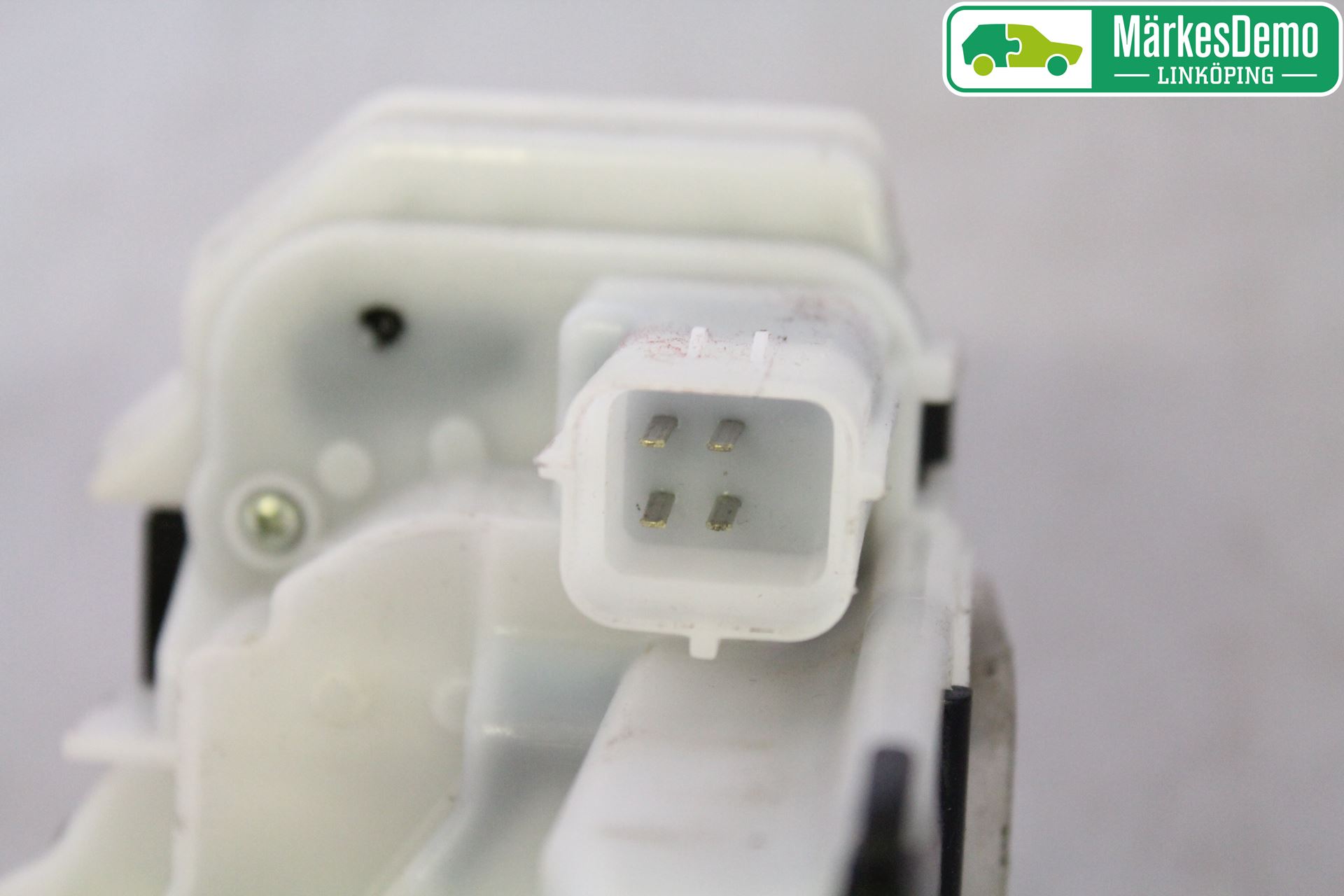 Opel COMBO D 12-18 Låskista-Dörrlås