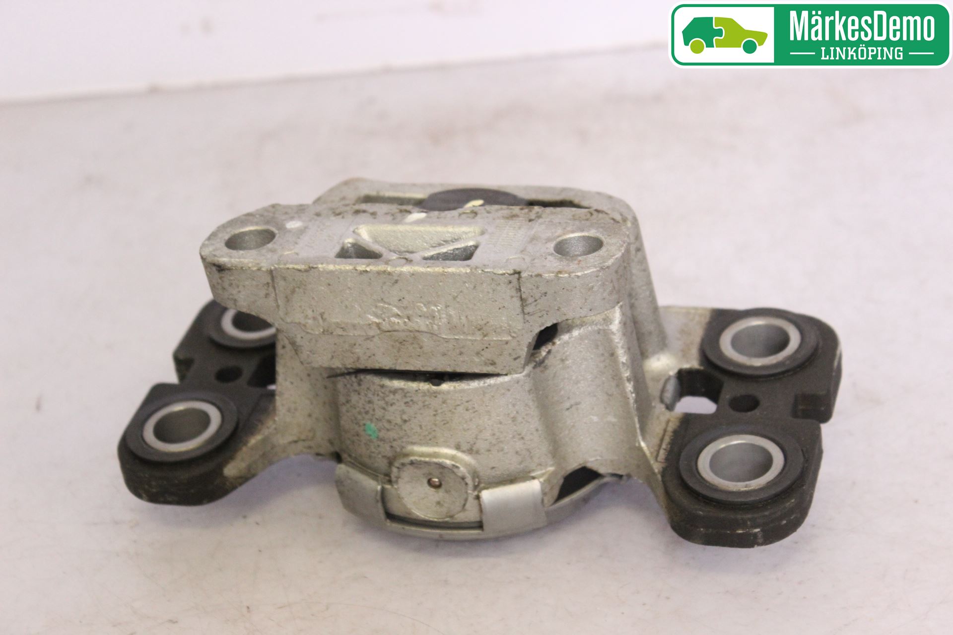 Volvo XC70 08-13 Motorkudde