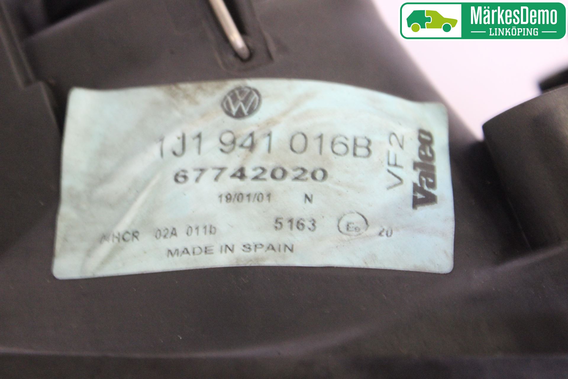 Volkswagen VW GOLF IV 98-06 Strålkastare Höger