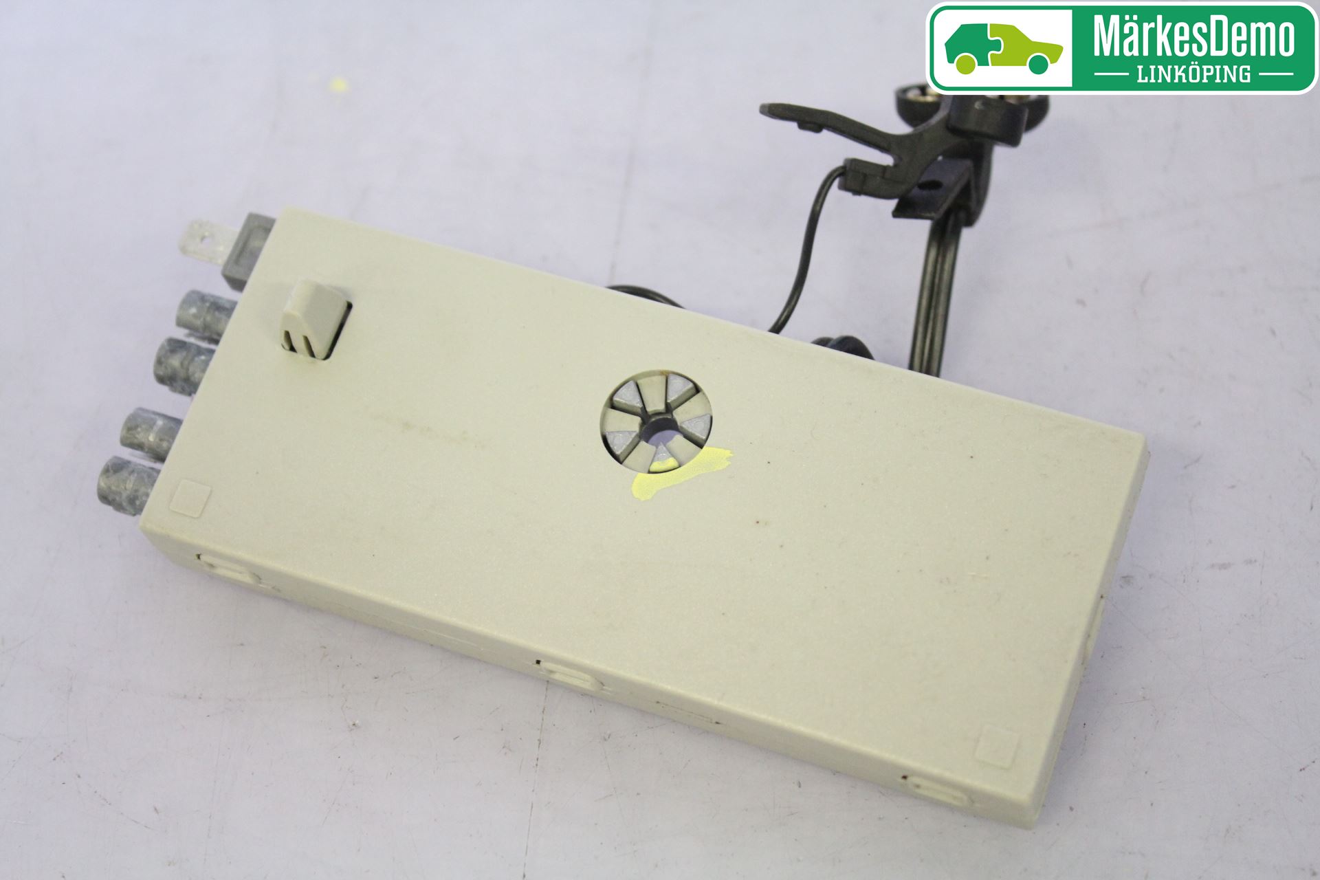 Volvo XC70 08-13 Antennförstärkare