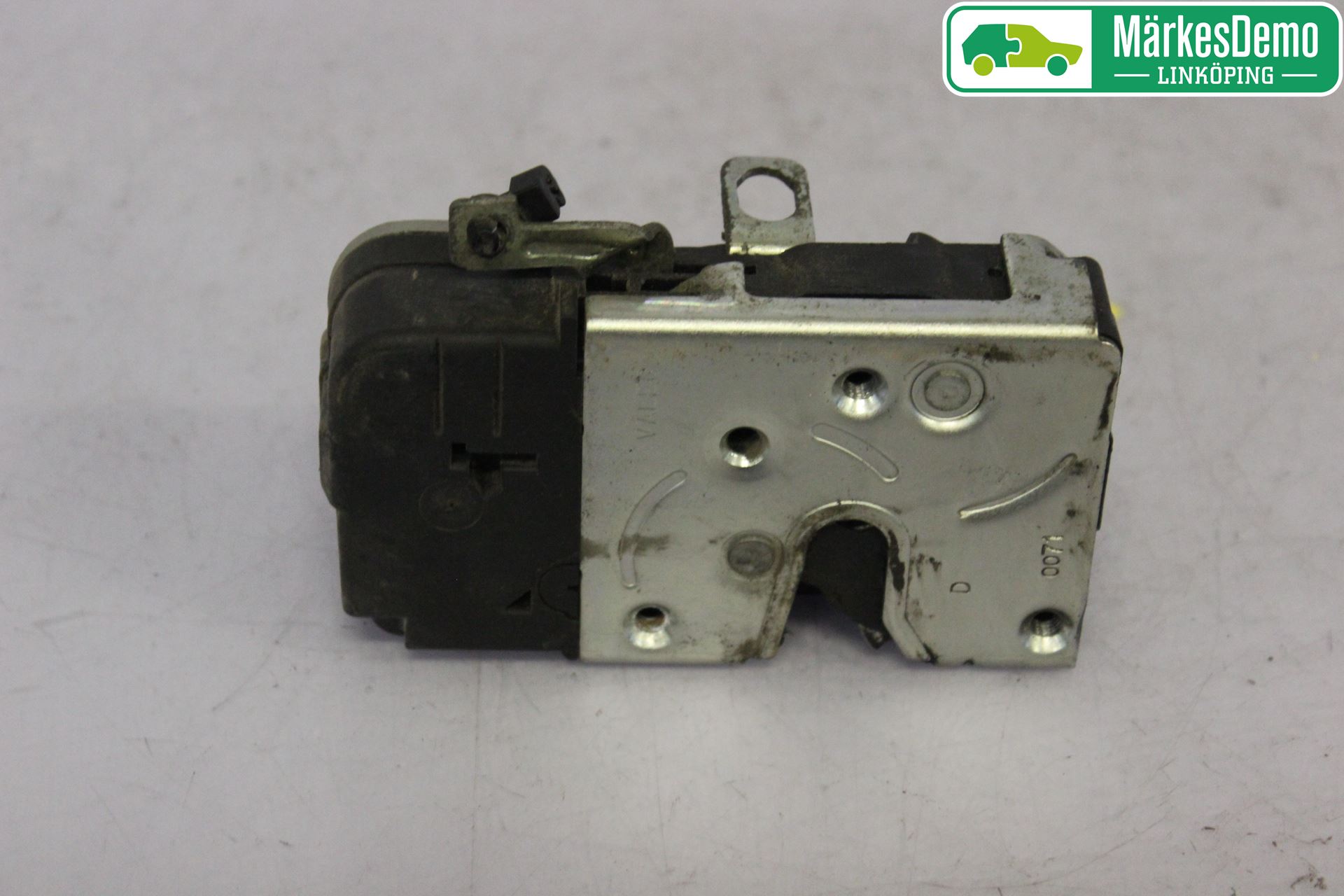 Peugeot 206+ 10-13 Låskista-Dörrlås