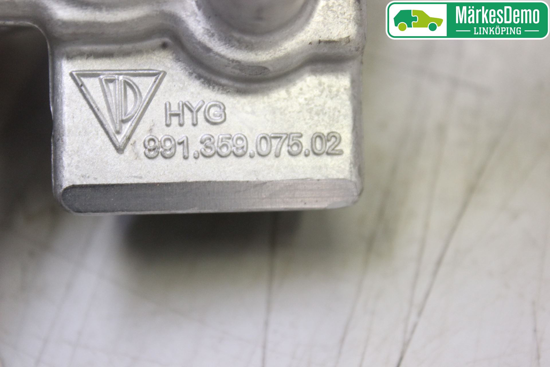 Porsche 911 64- Fjädr Hydraulpump