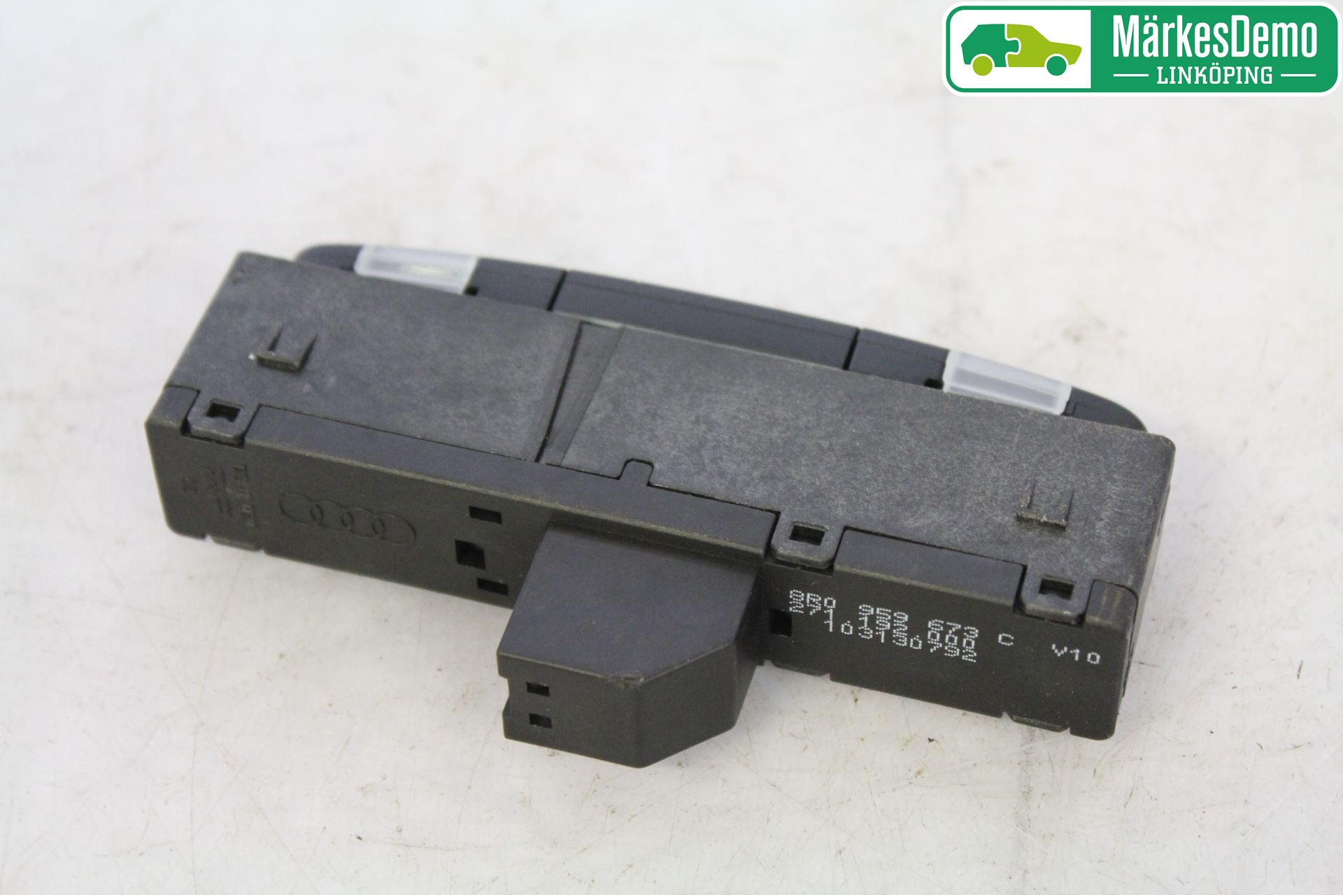 Audi Q5 09-16 Strömställare Multifunktion