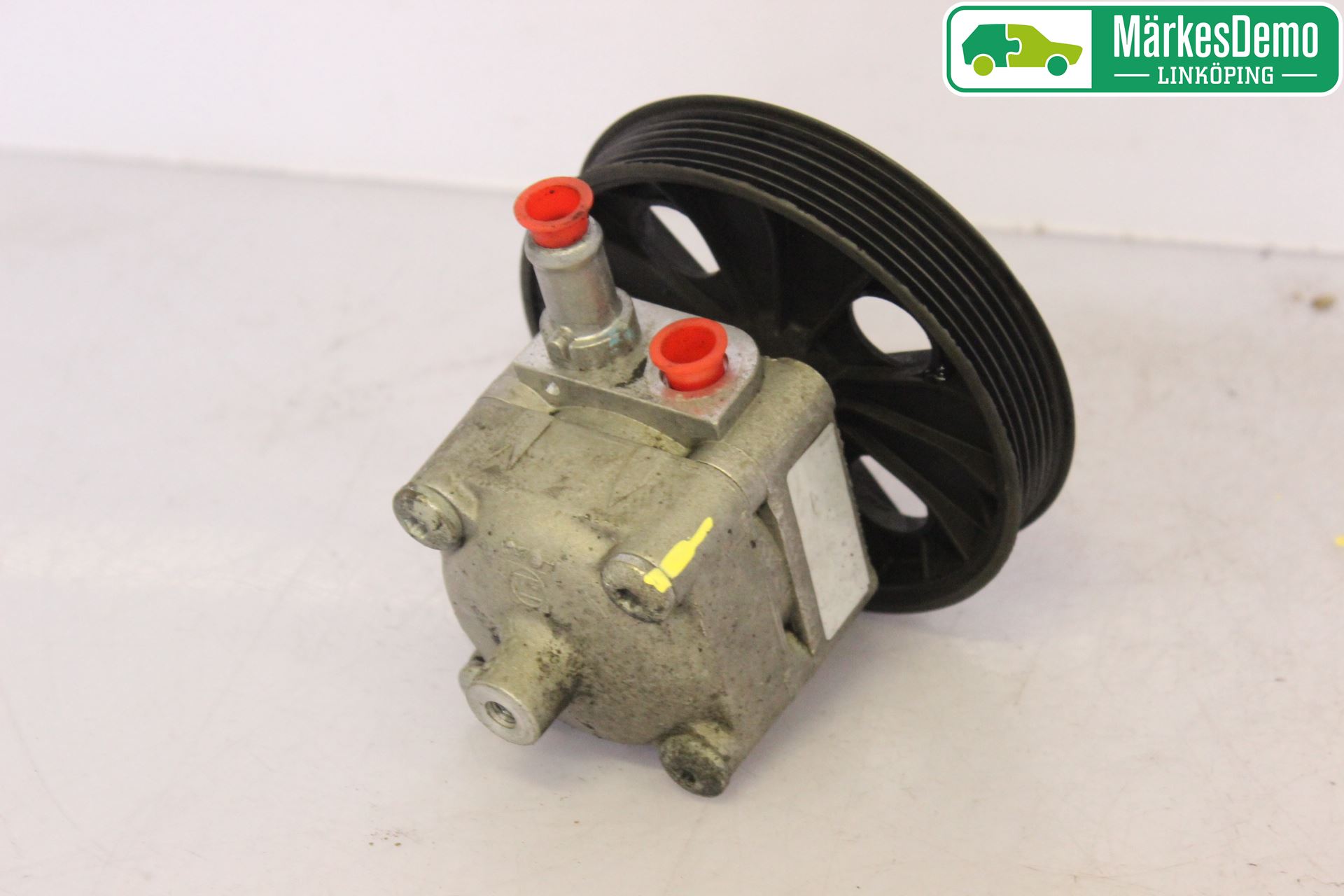 Volvo V70 05-08 Styrservopump