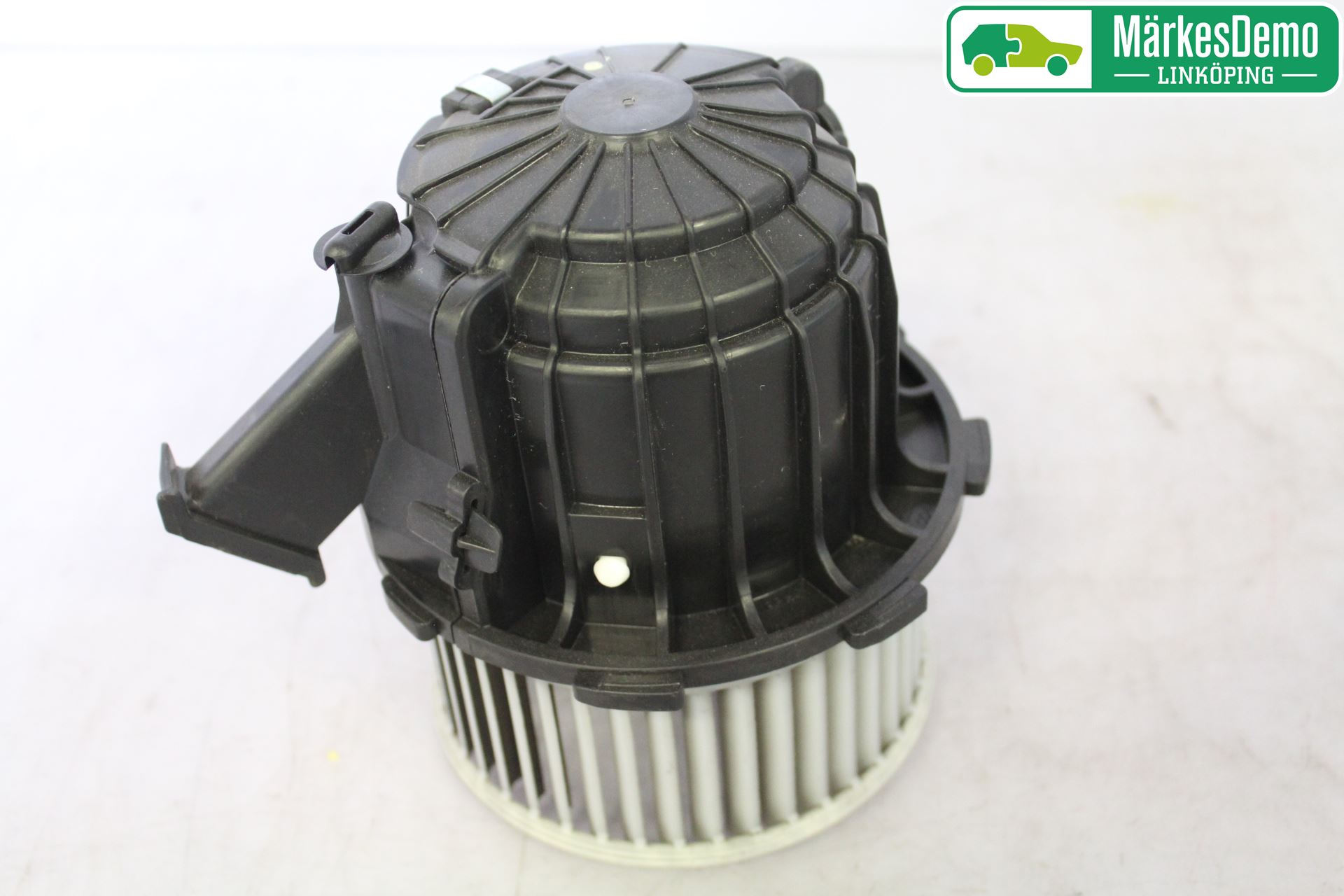 Audi Q5 09-16 Värmefläkt