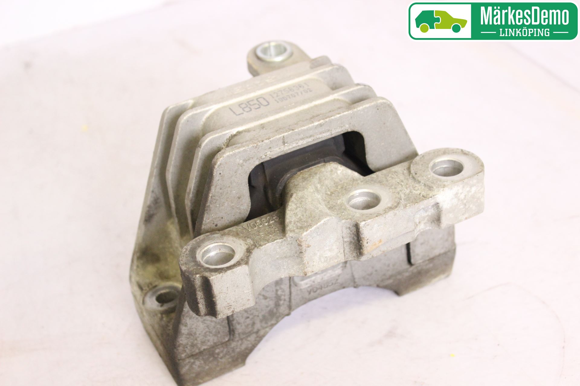 Saab 9-3 VER2/VER3 08-15 Motorfäste