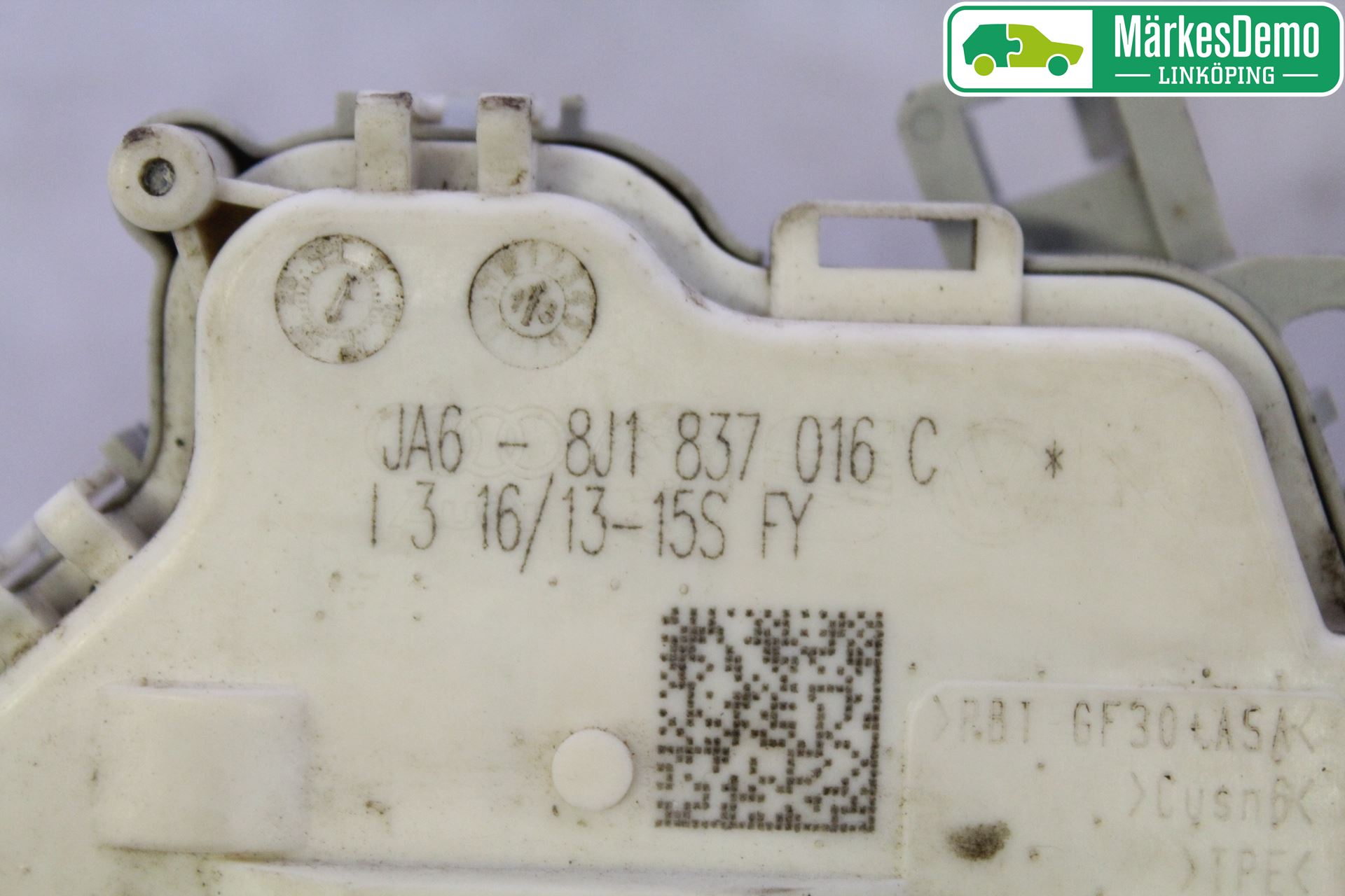 Audi Q5 09-16 Låskista-Dörrlås